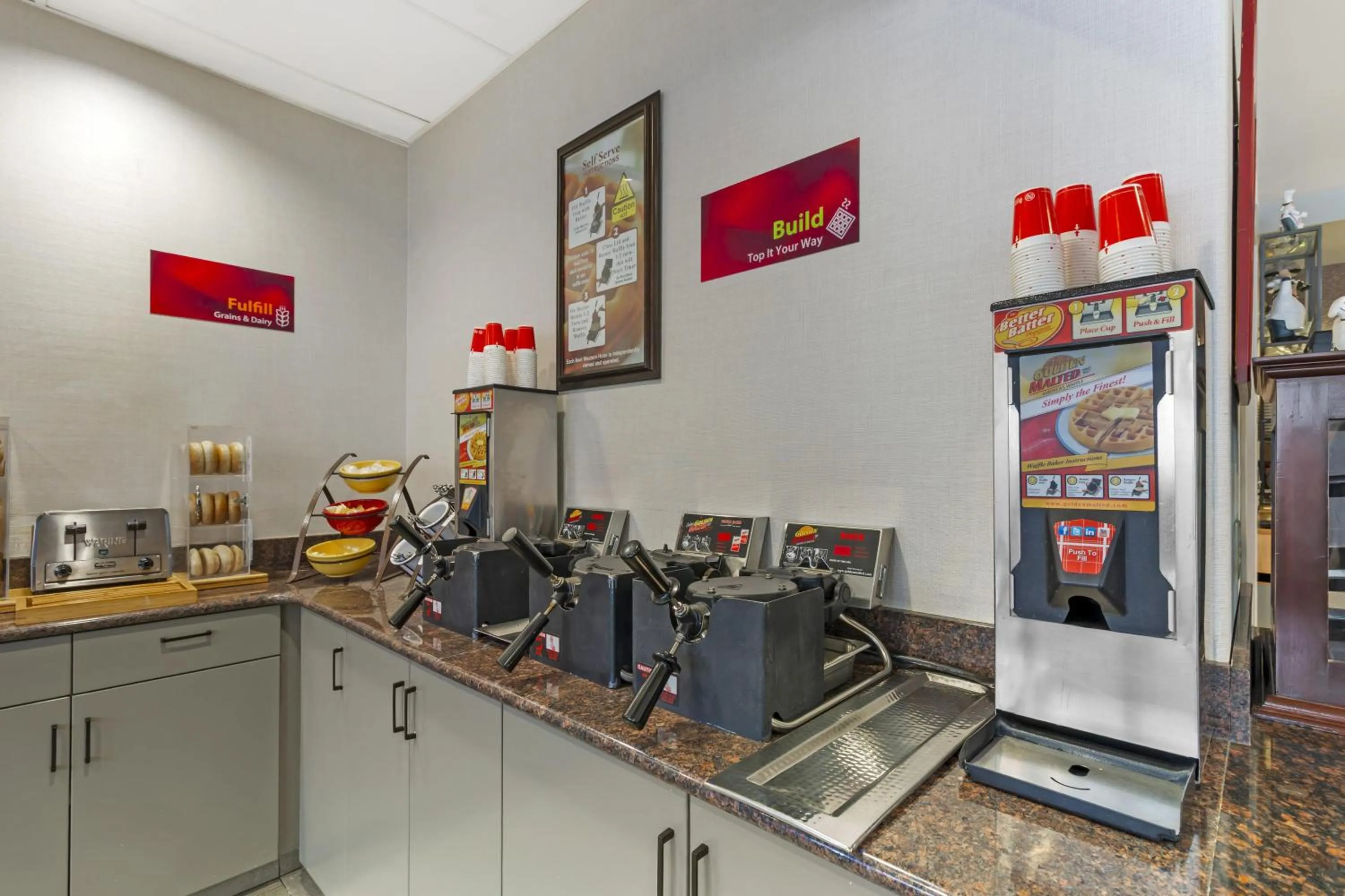 Breakfast in Best Western Plus Pembina Inn & Suites