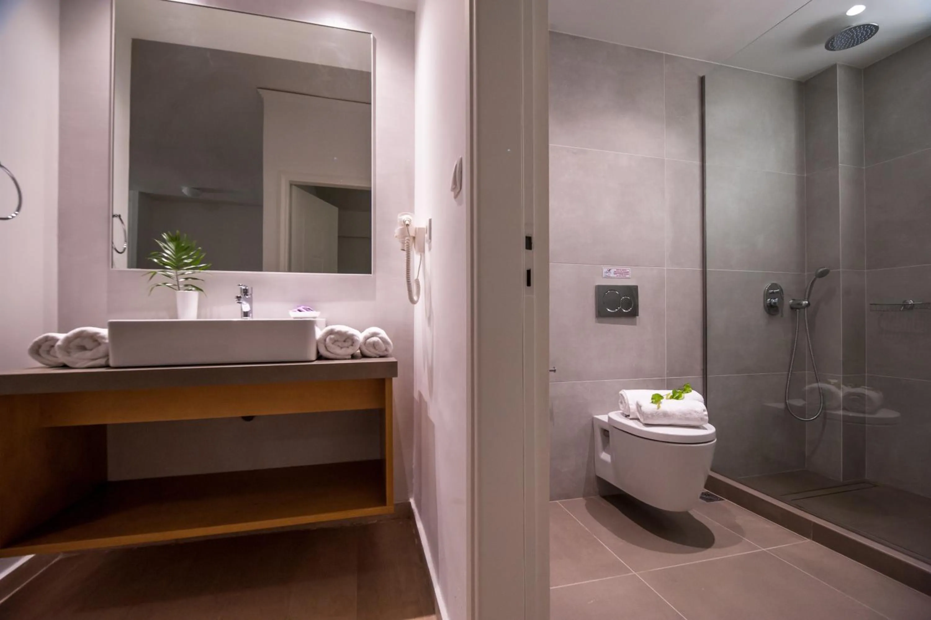 Bathroom in Lotus Hotel Apartments