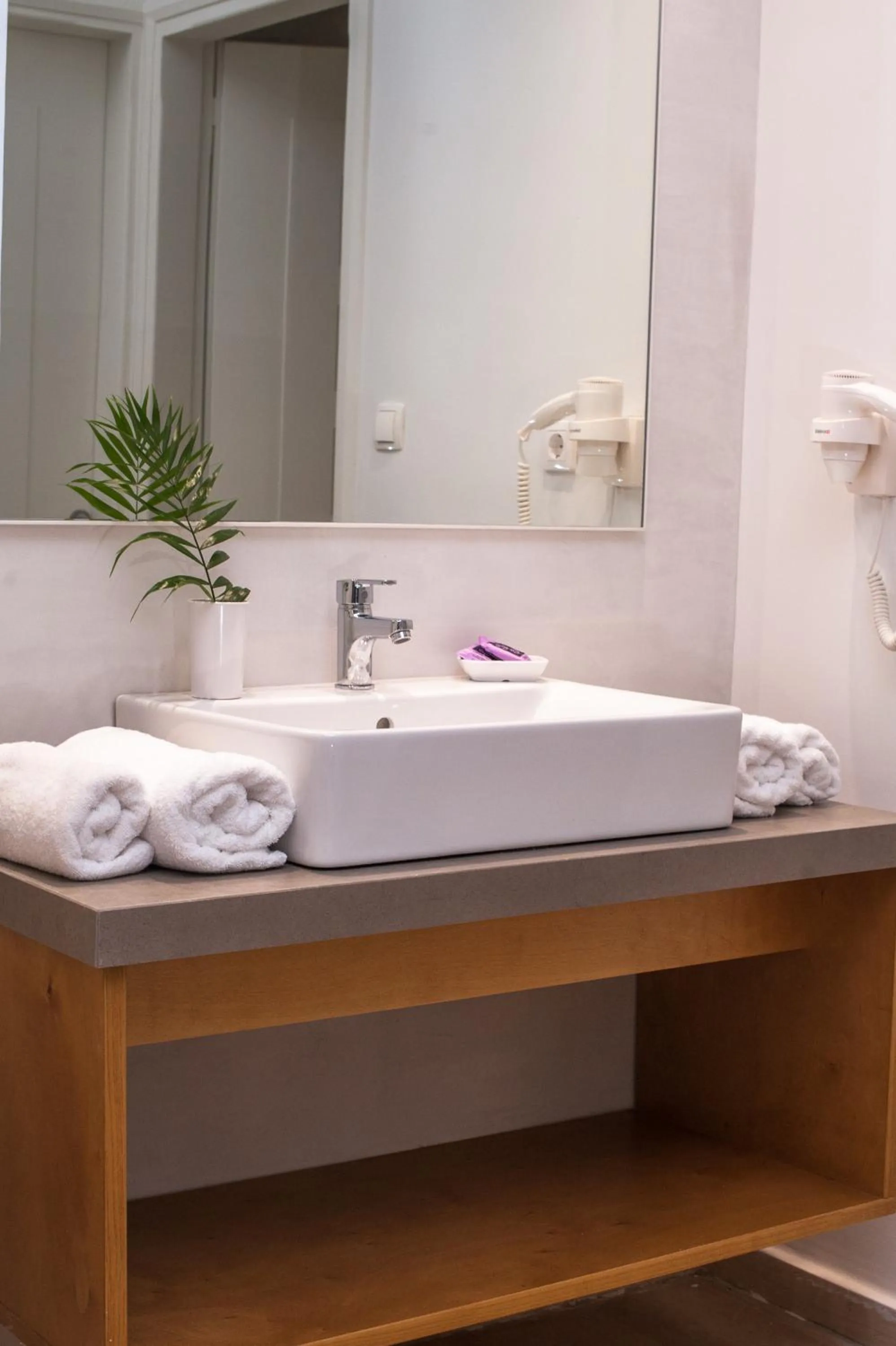 Bathroom in Lotus Hotel Apartments