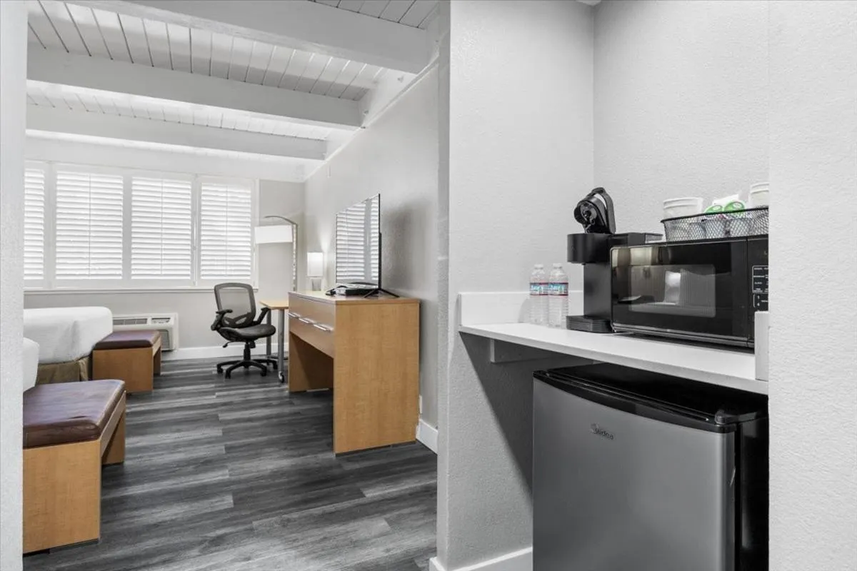 Prodigy Hotel, a Days Inn by Wyndham