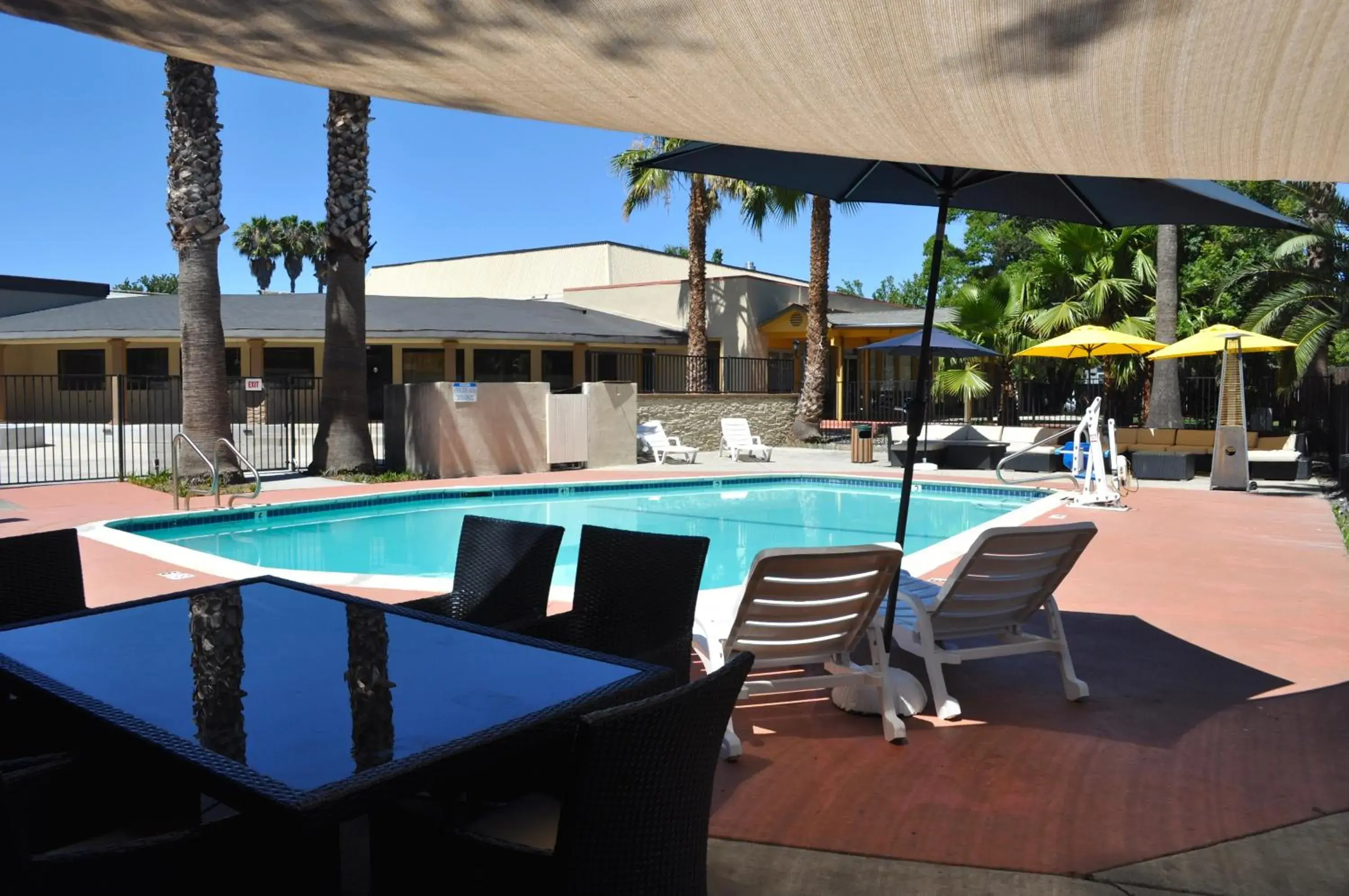 Swimming pool in Prodigy Hotel, a Days Inn by Wyndham Swimming pool in Prodigy Hotel, a Days Inn by Wyndham