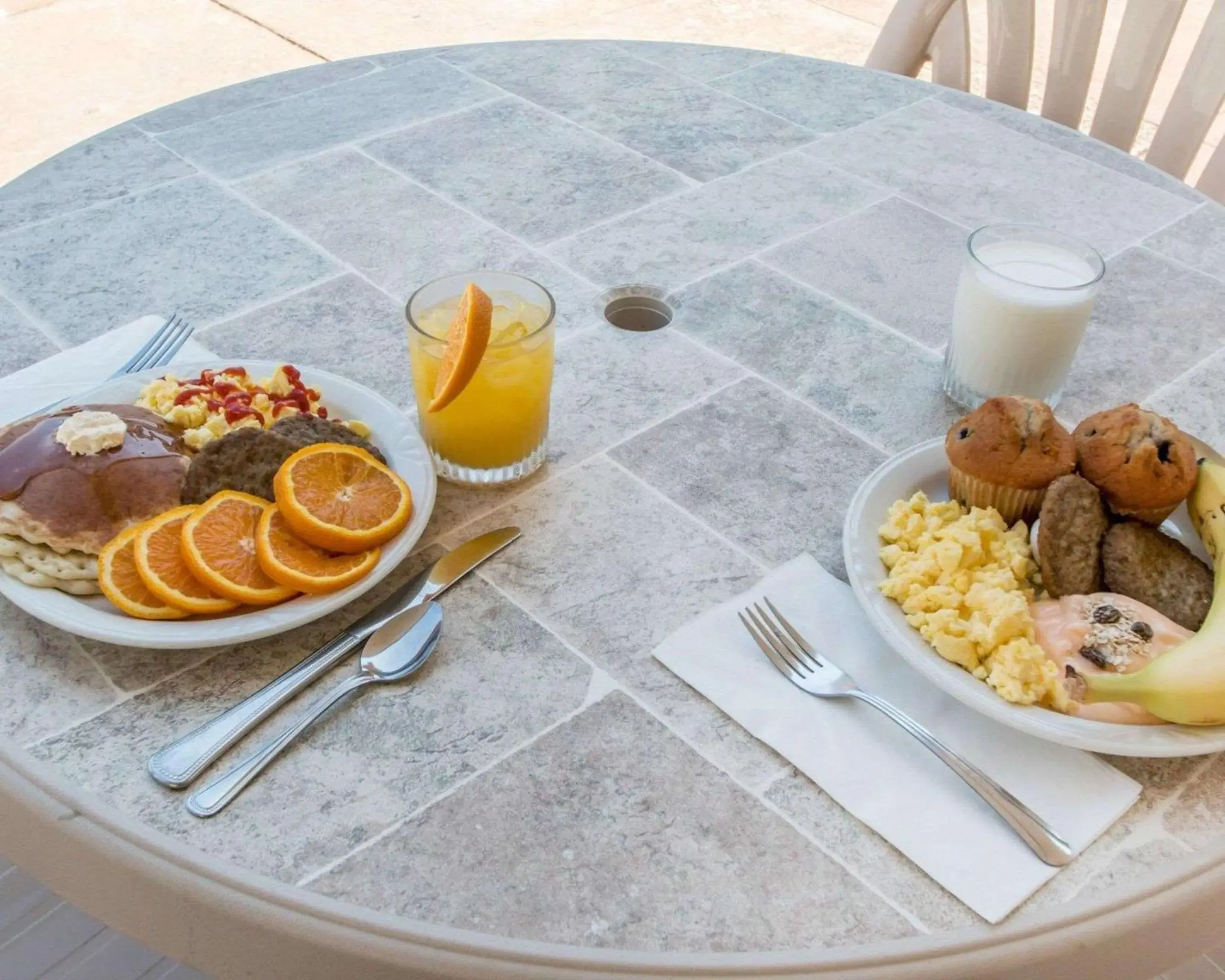 Restaurant/places to eat in Greenstay Inn & Suites Court View Restaurant/places to eat in Greenstay Inn & Suites Court View