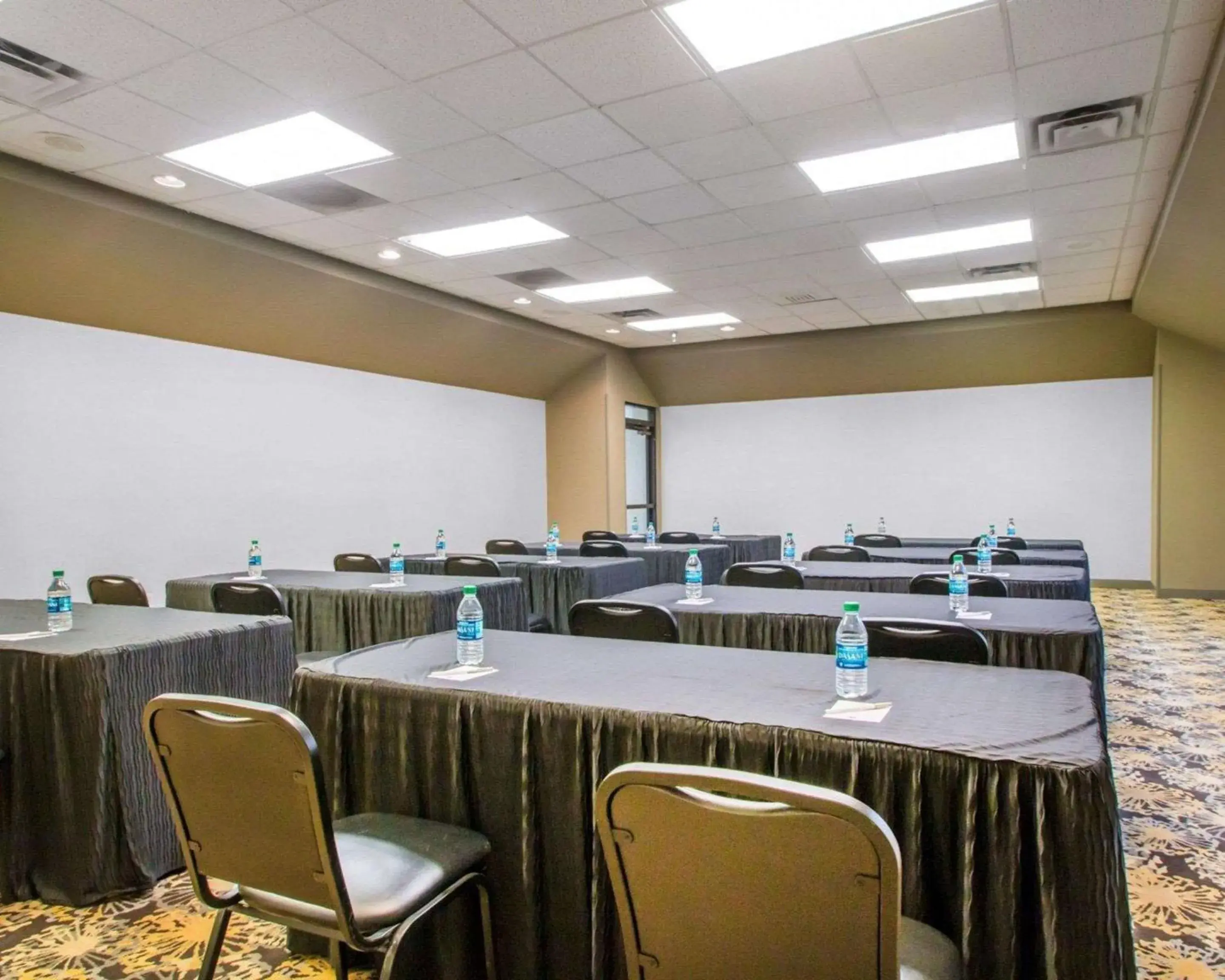 On site in Greenstay Inn & Suites Court View On site in Greenstay Inn & Suites Court View