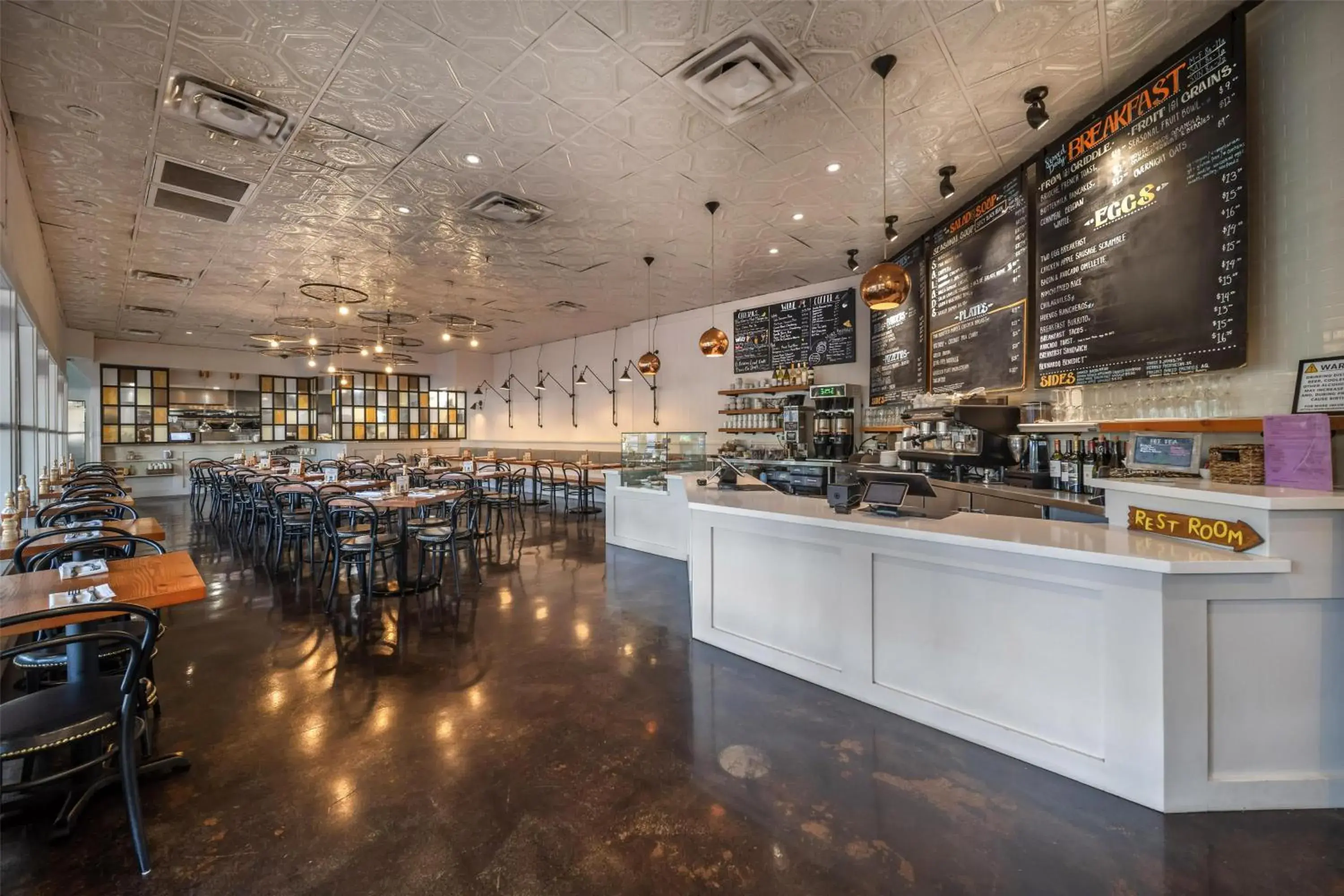 Restaurant/places to eat in Best Western Plus Palm Court Hotel Restaurant/places to eat in Best Western Plus Palm Court Hotel