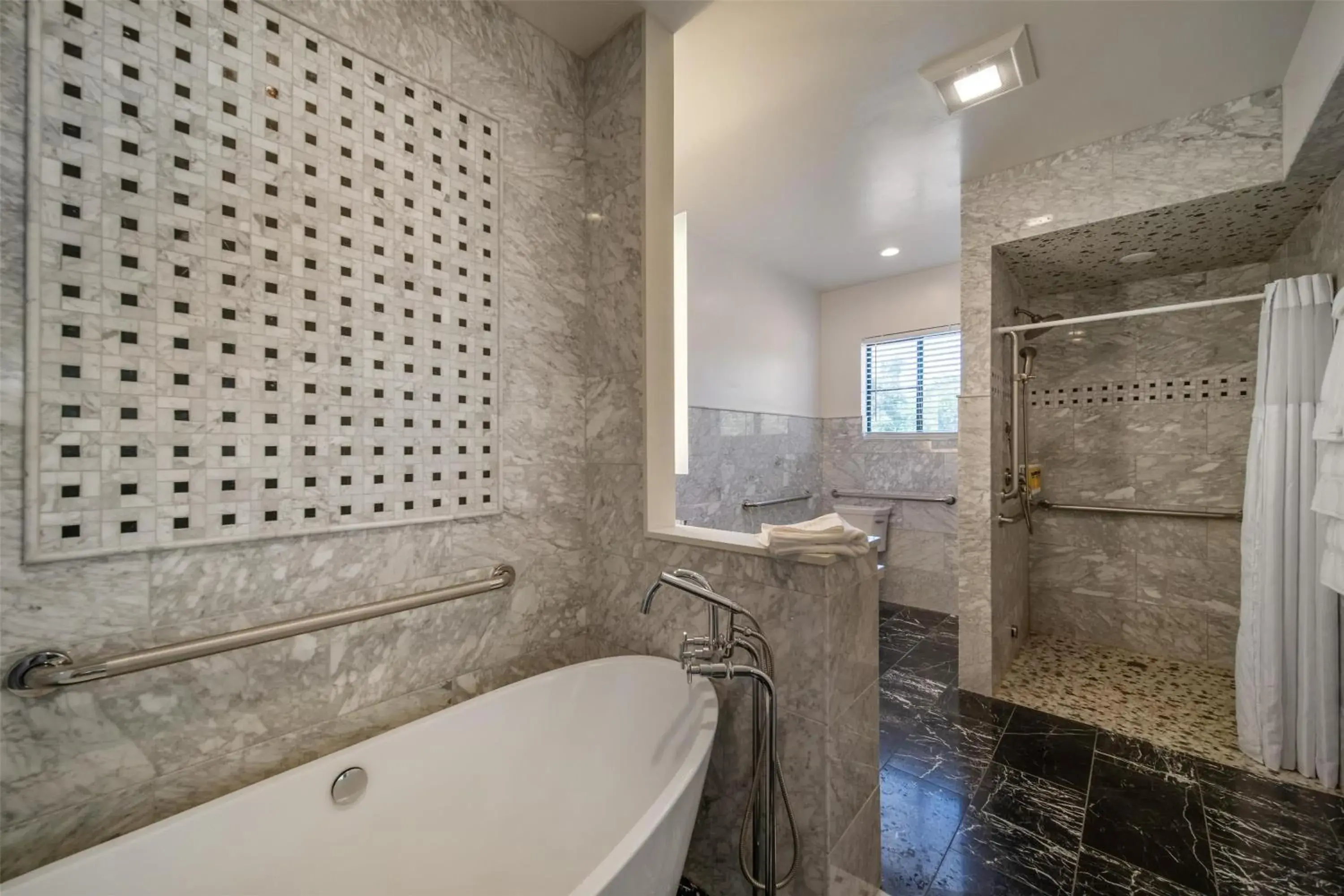 King Suite with Sofa Bed and Roll-In Shower - Disability Access/Non-Smoking in Best Western Plus Palm Court Hotel King Suite with Sofa Bed and Roll-In Shower - Disability Access/Non-Smoking in Best Western Plus Palm Court Hotel