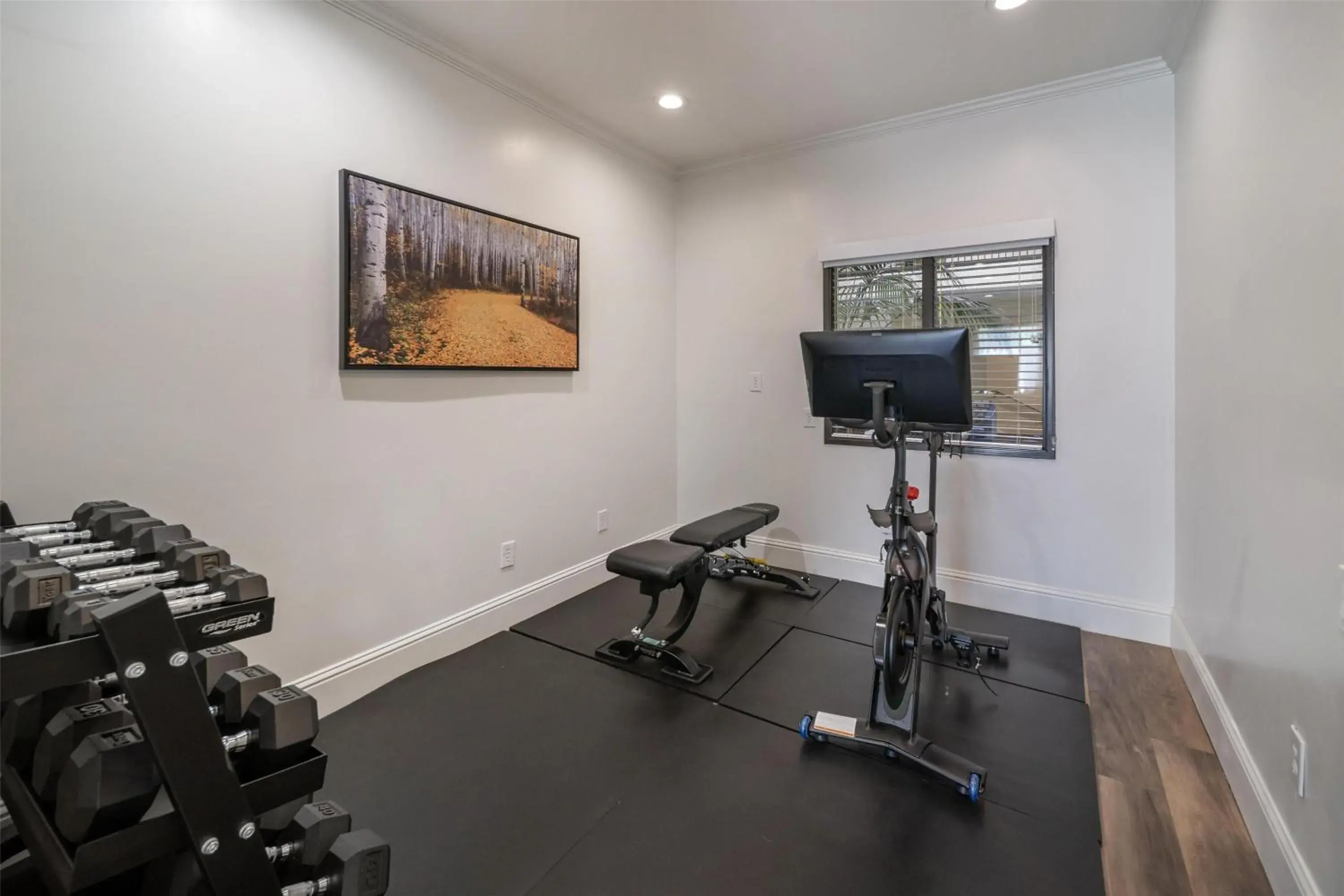 Fitness centre/facilities in Best Western Plus Palm Court Hotel Fitness centre/facilities in Best Western Plus Palm Court Hotel