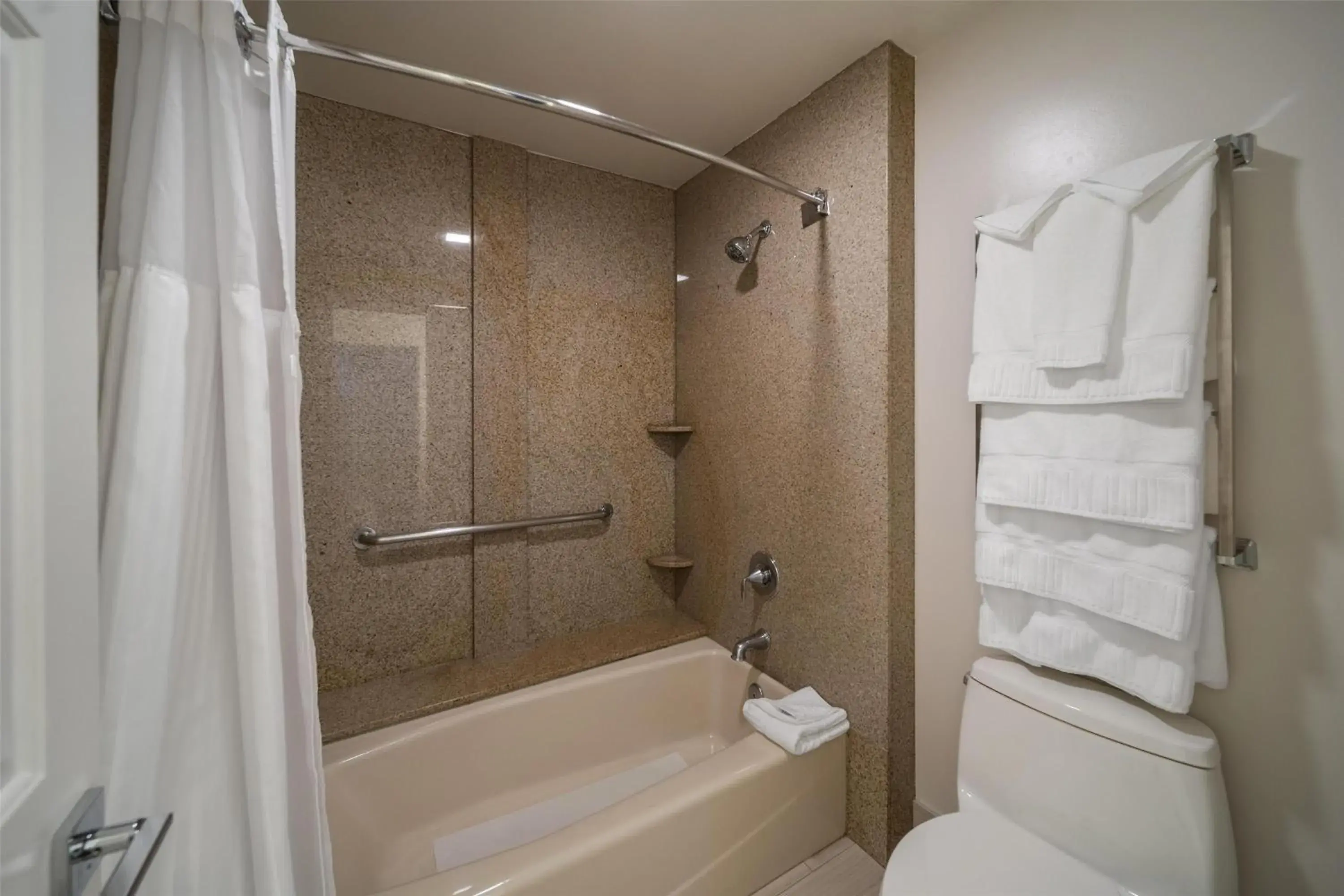 Queen Suite with Sofa Bed - Non-Smoking in Best Western Plus Palm Court Hotel Queen Suite with Sofa Bed - Non-Smoking in Best Western Plus Palm Court Hotel