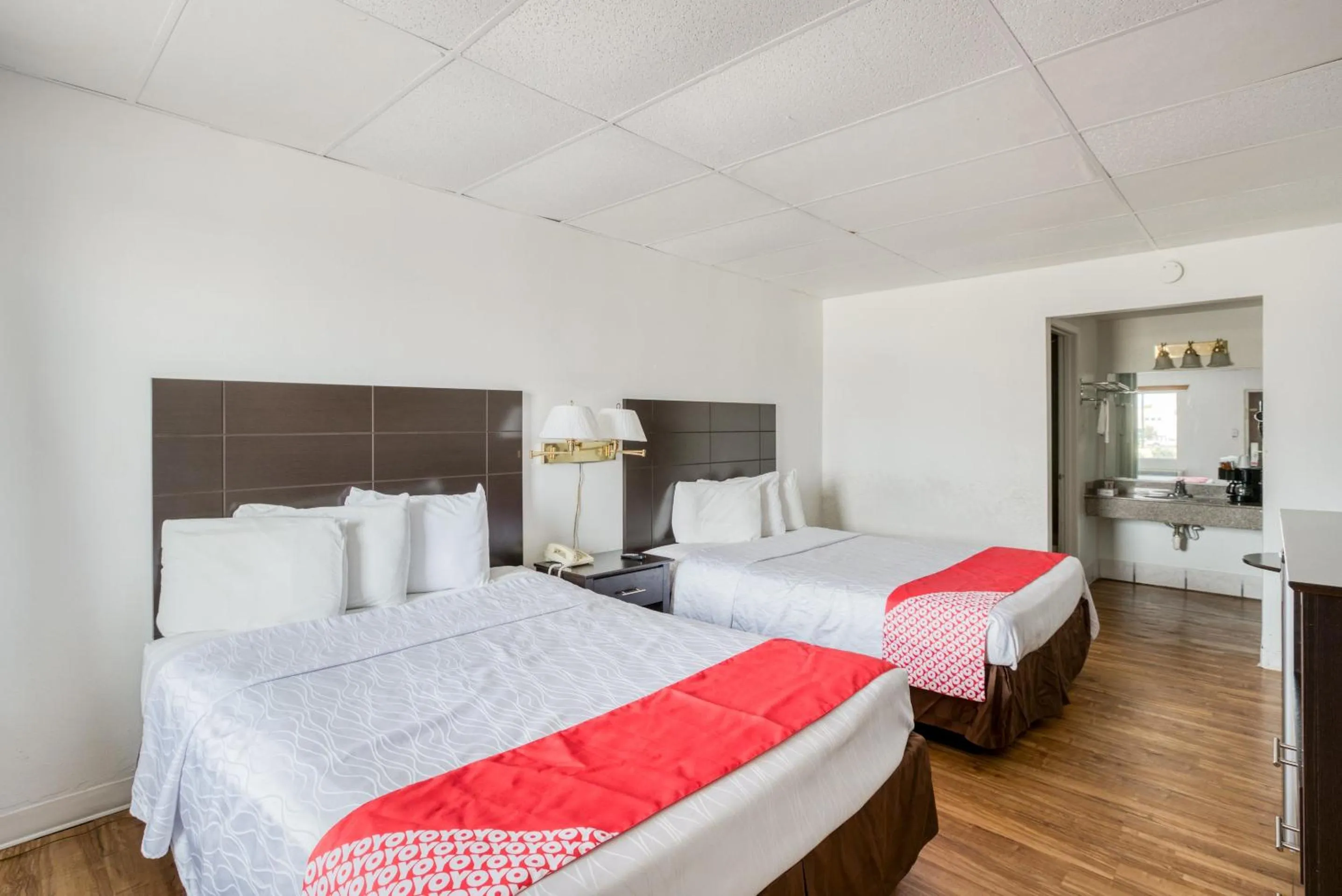 Bedroom, Bed in OYO Hotel San Antonio Lackland Air Force Base West