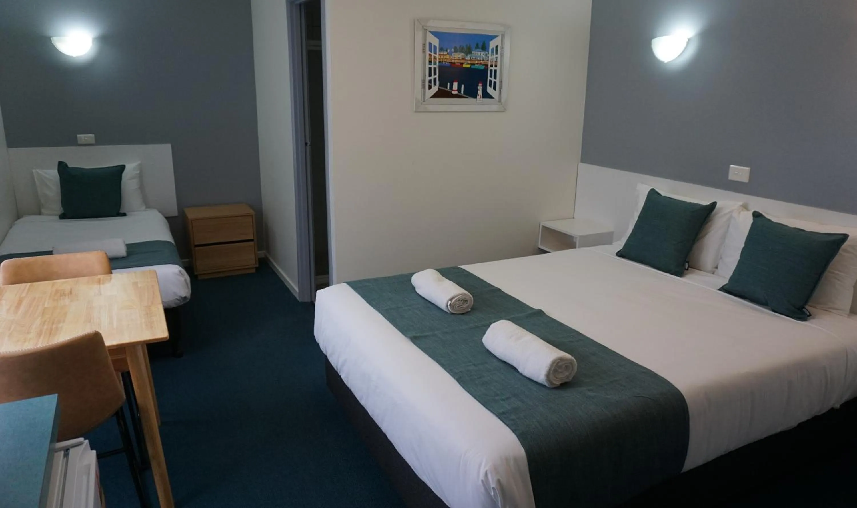 Bedroom, Bed in Central Motel Port Fairy