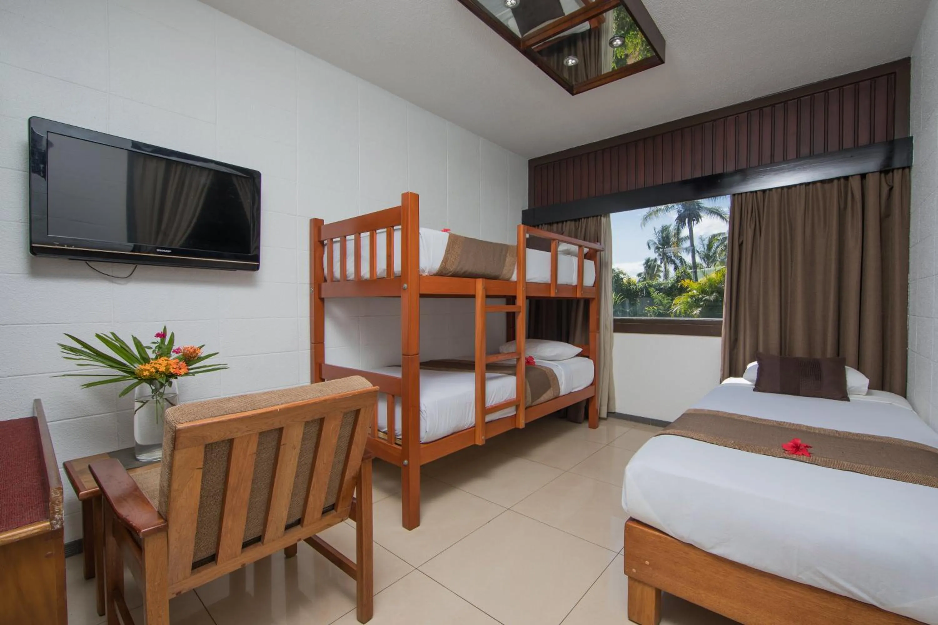 bunk bed, Bed in Fiji Gateway Hotel
