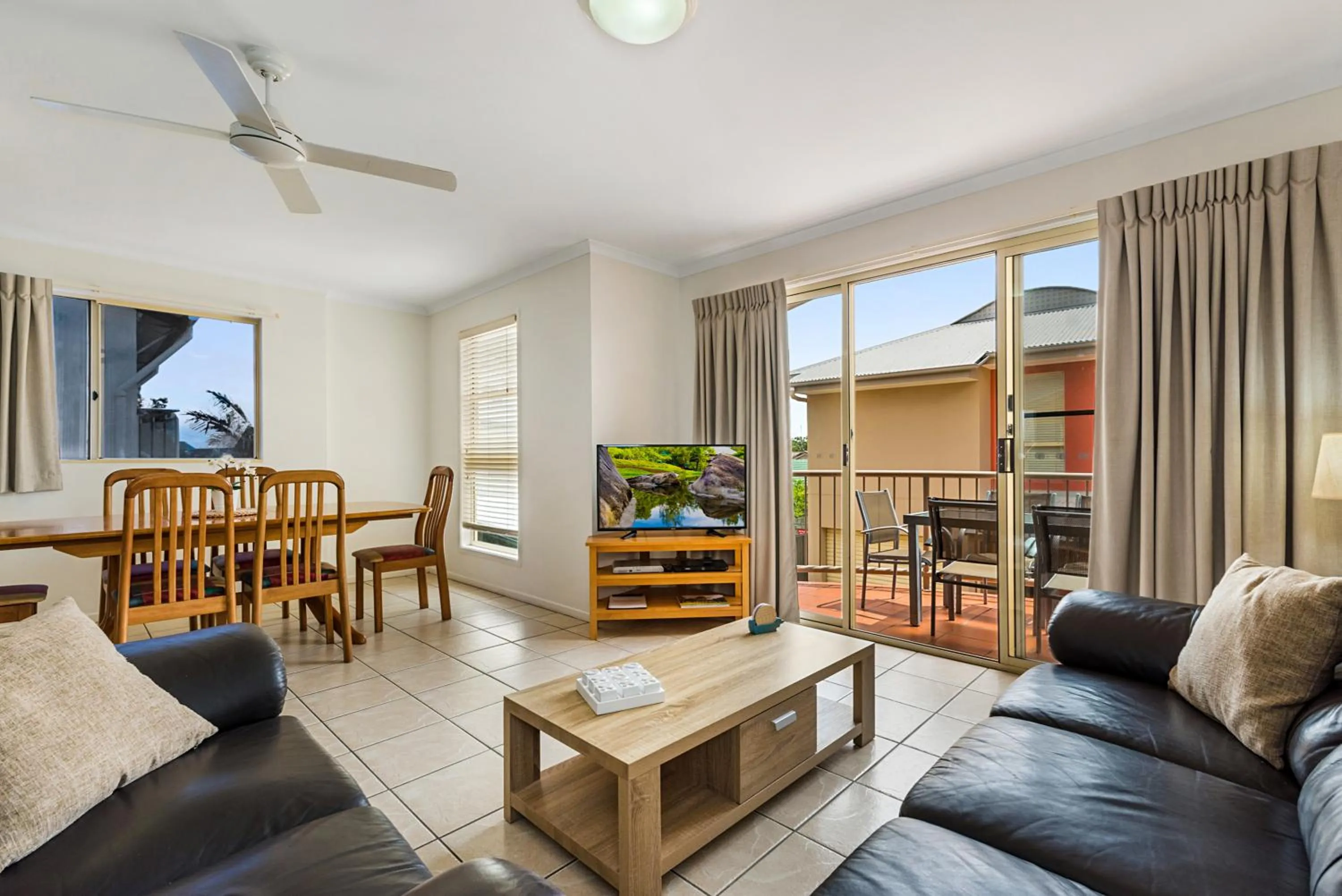 Living room in Coolum Beach Getaway Resort