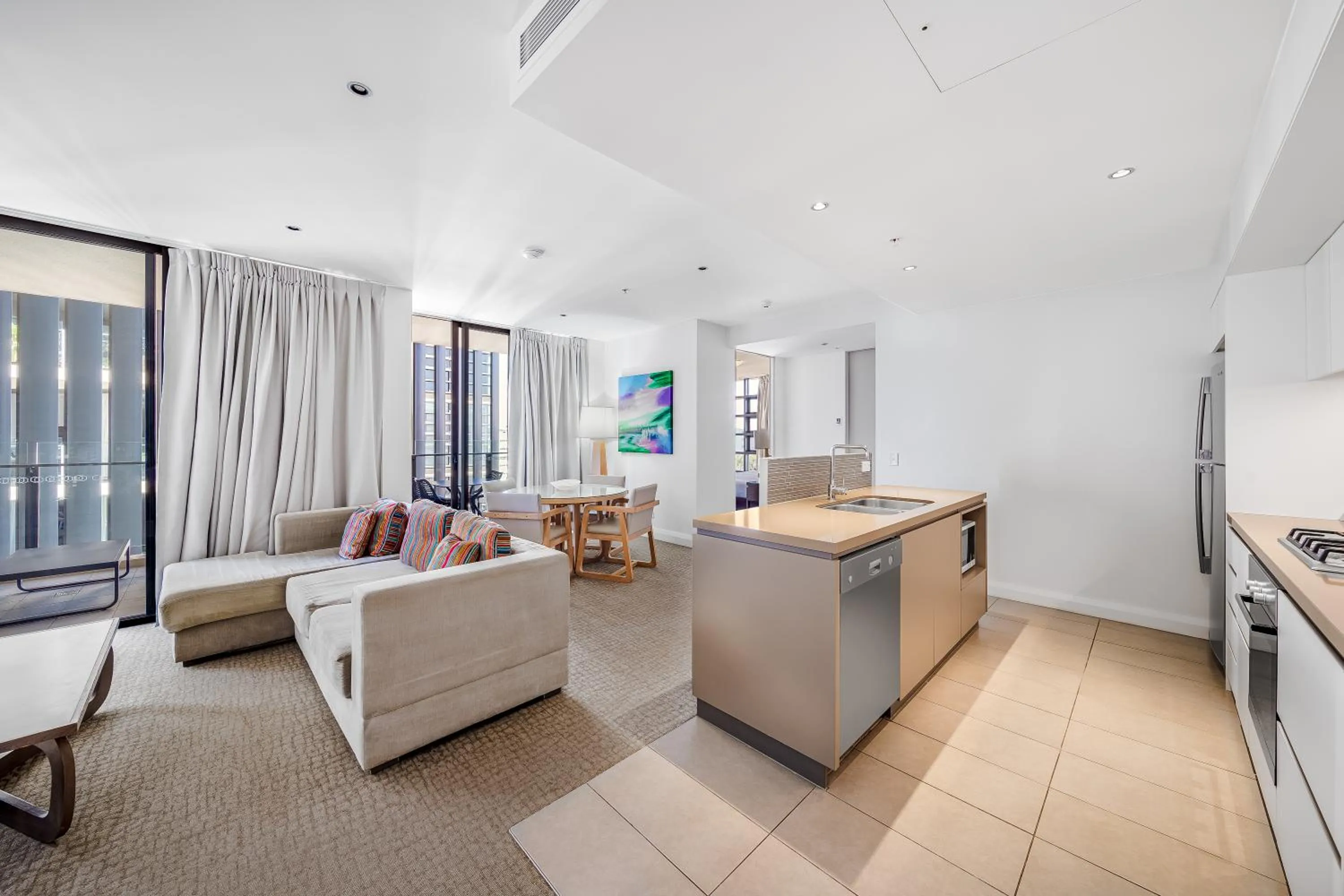 Living room in Oaks Redcliffe Mon Komo Suites