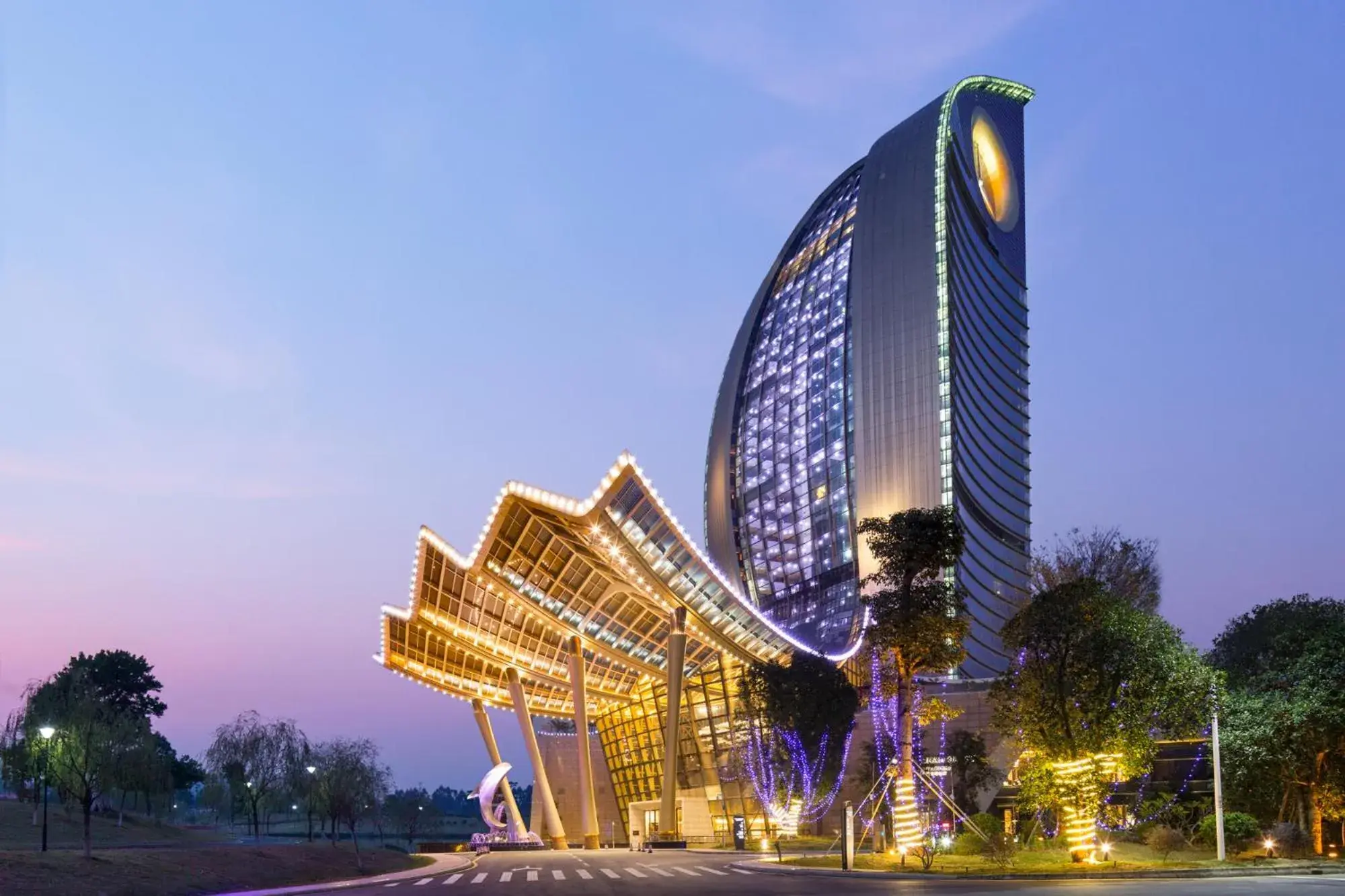 Property building in Wyndham Grand Foshan Gaoming Property building in Wyndham Grand Foshan Gaoming
