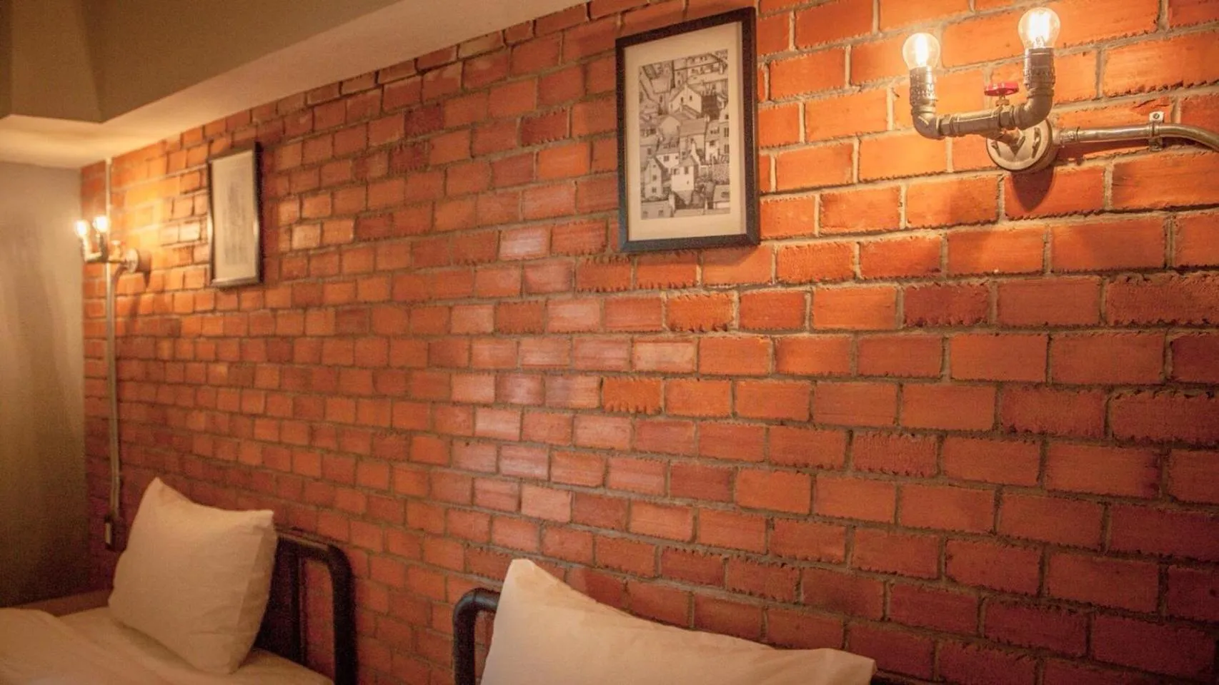 Property building in The Old Inn