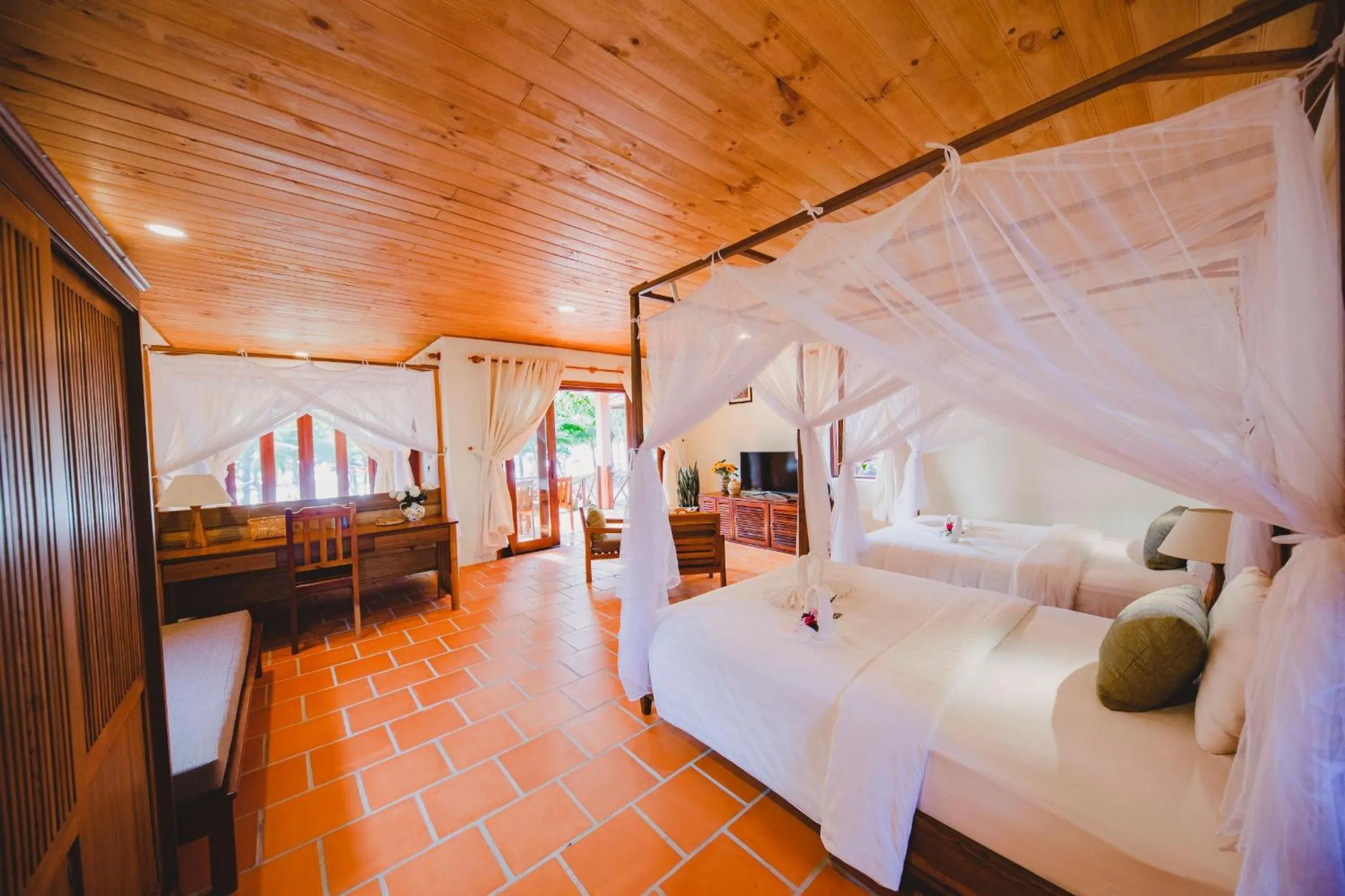 Bed in Thanh Kieu Beach Resort