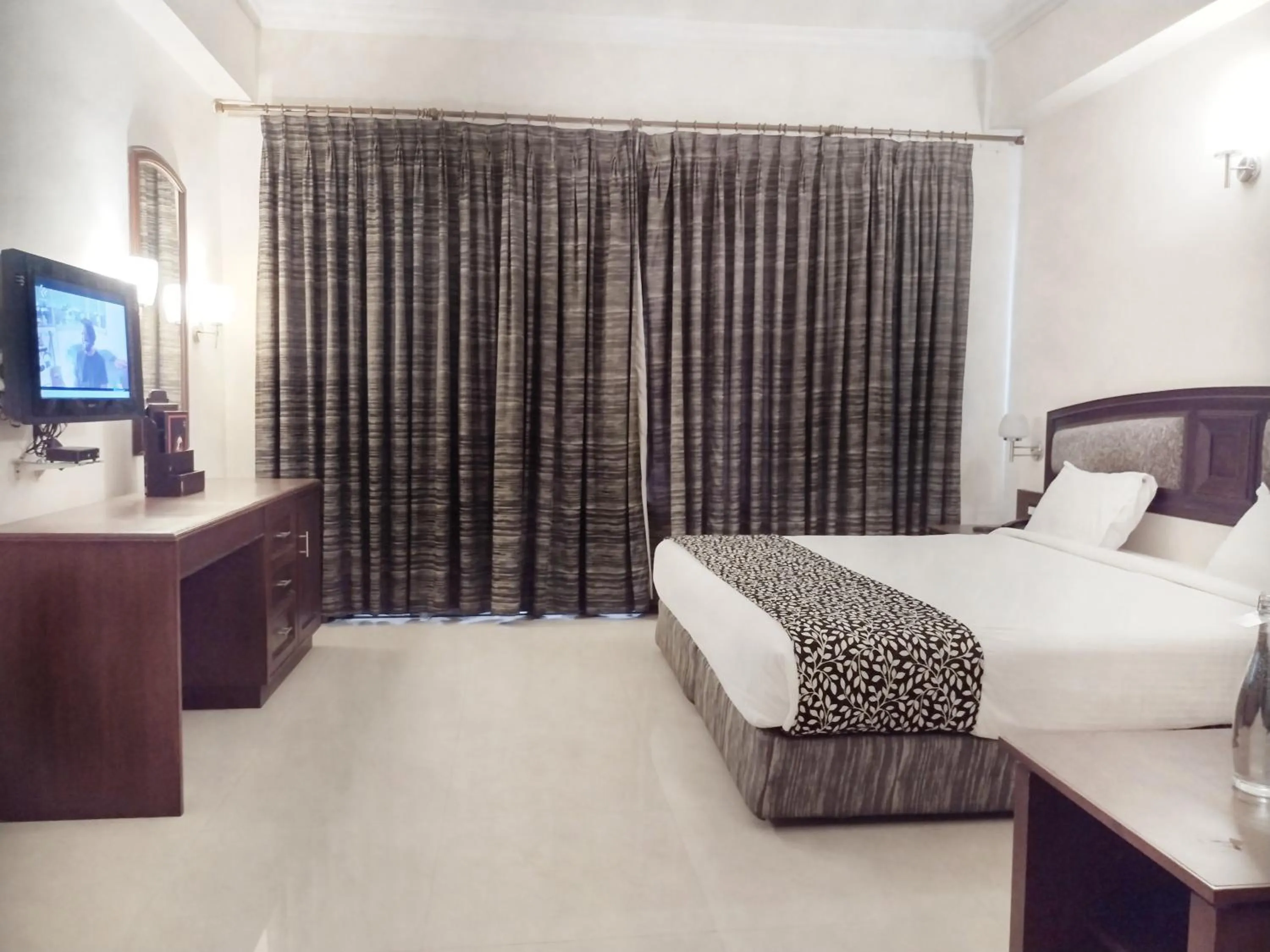 Bedroom, Bed in Hotel Elite Palazzo