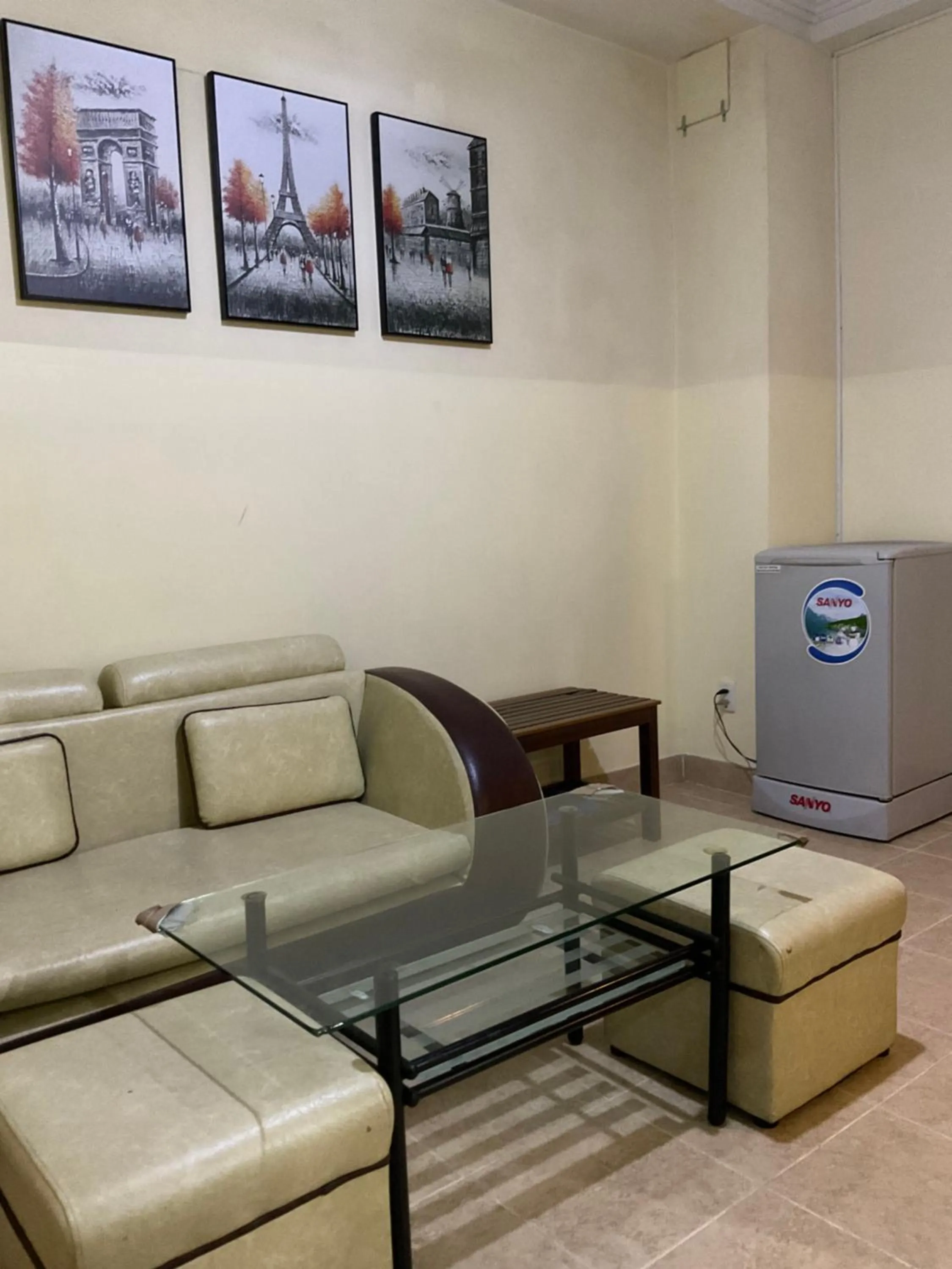 Khách sạn Minh Châu - Hòa Hưng