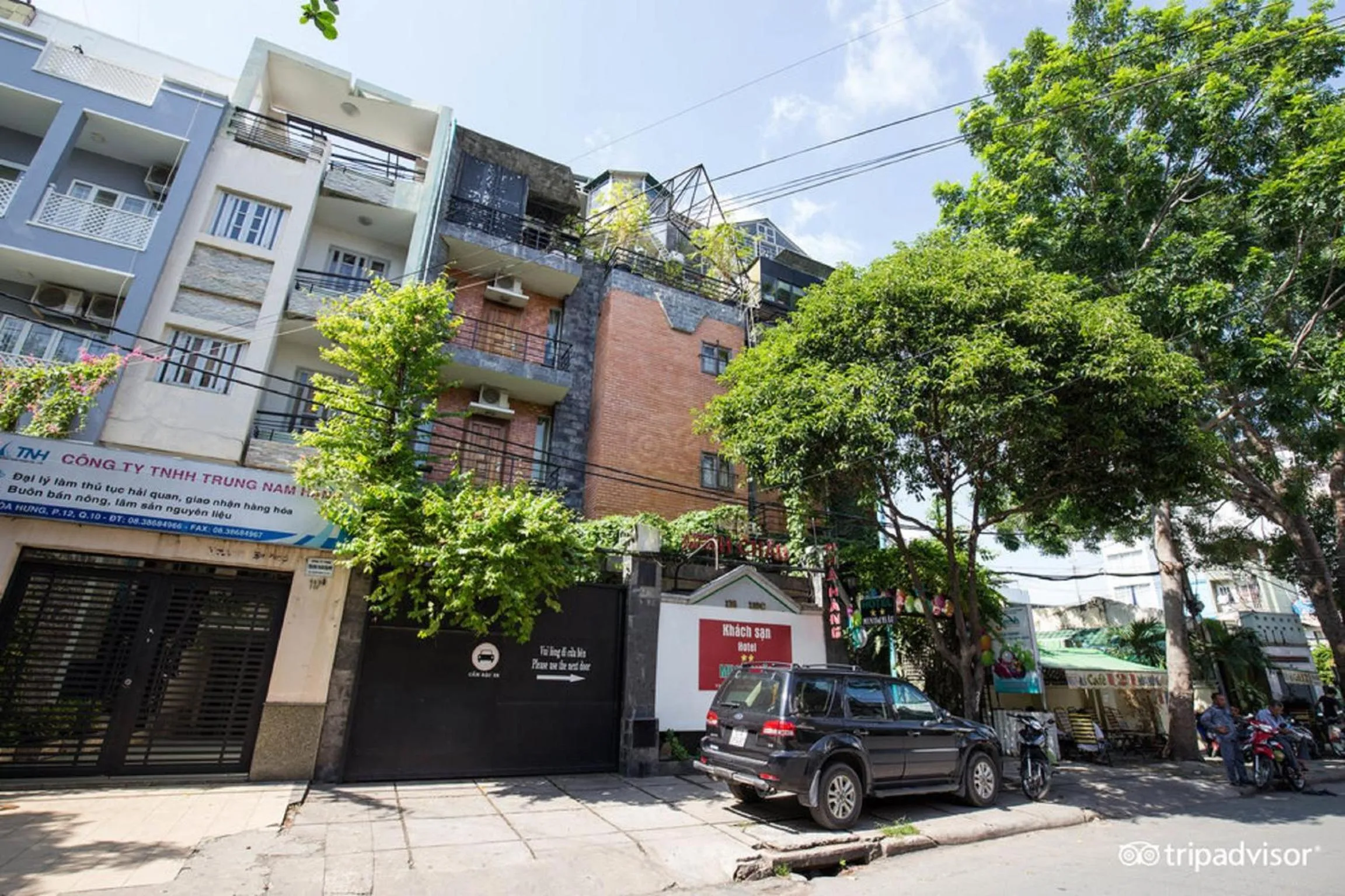 Property building in Khách sạn Minh Châu - Hòa Hưng