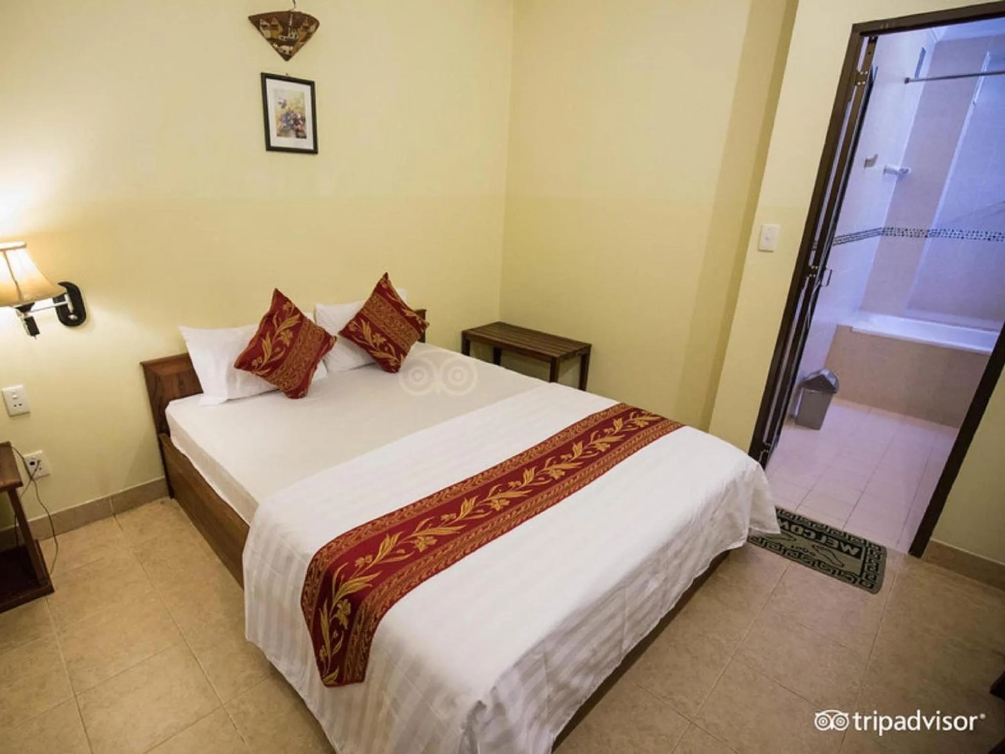 Bedroom, Bed in Khách sạn Minh Châu - Hòa Hưng