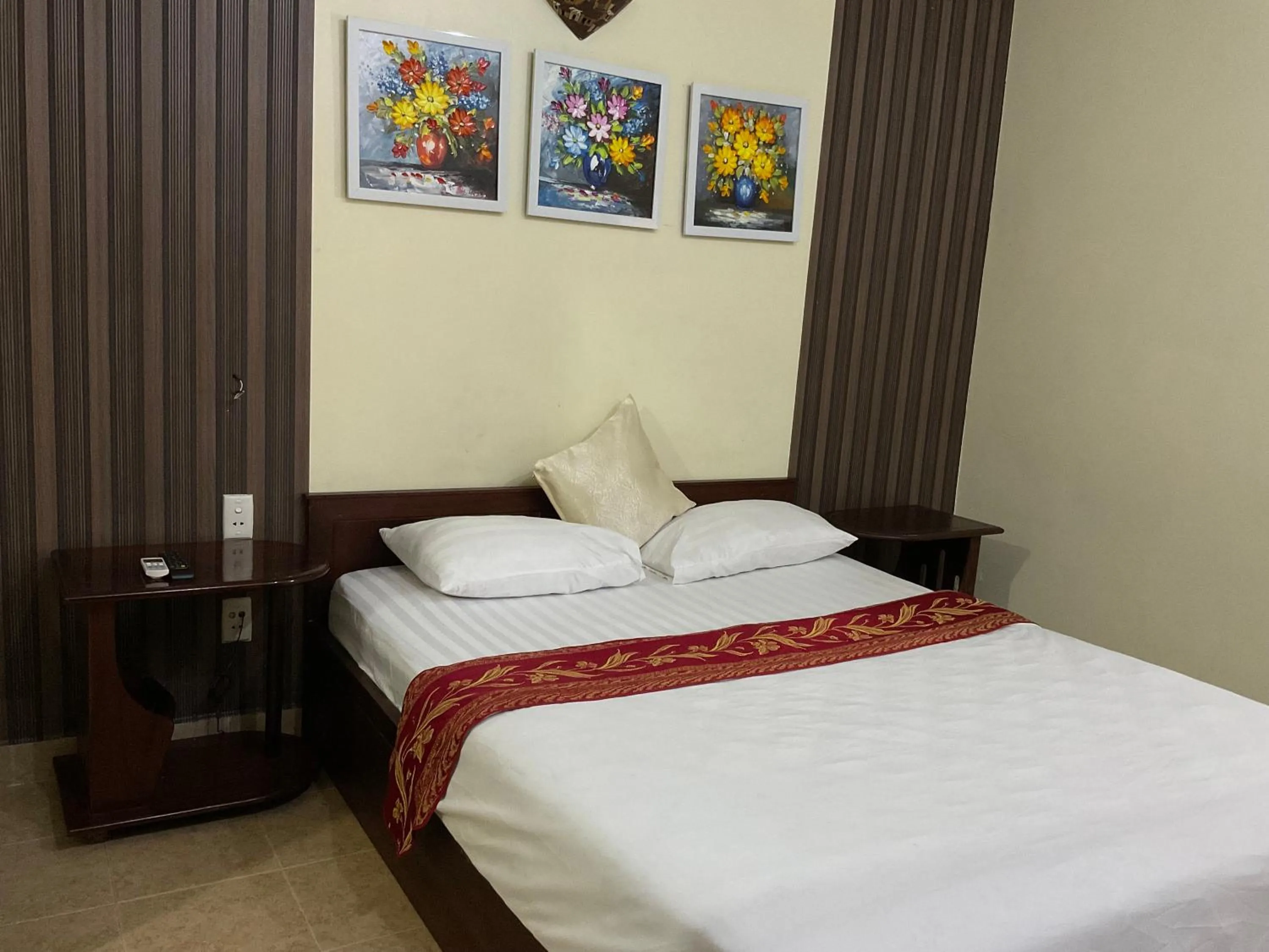 Bed in Khách sạn Minh Châu - Hòa Hưng