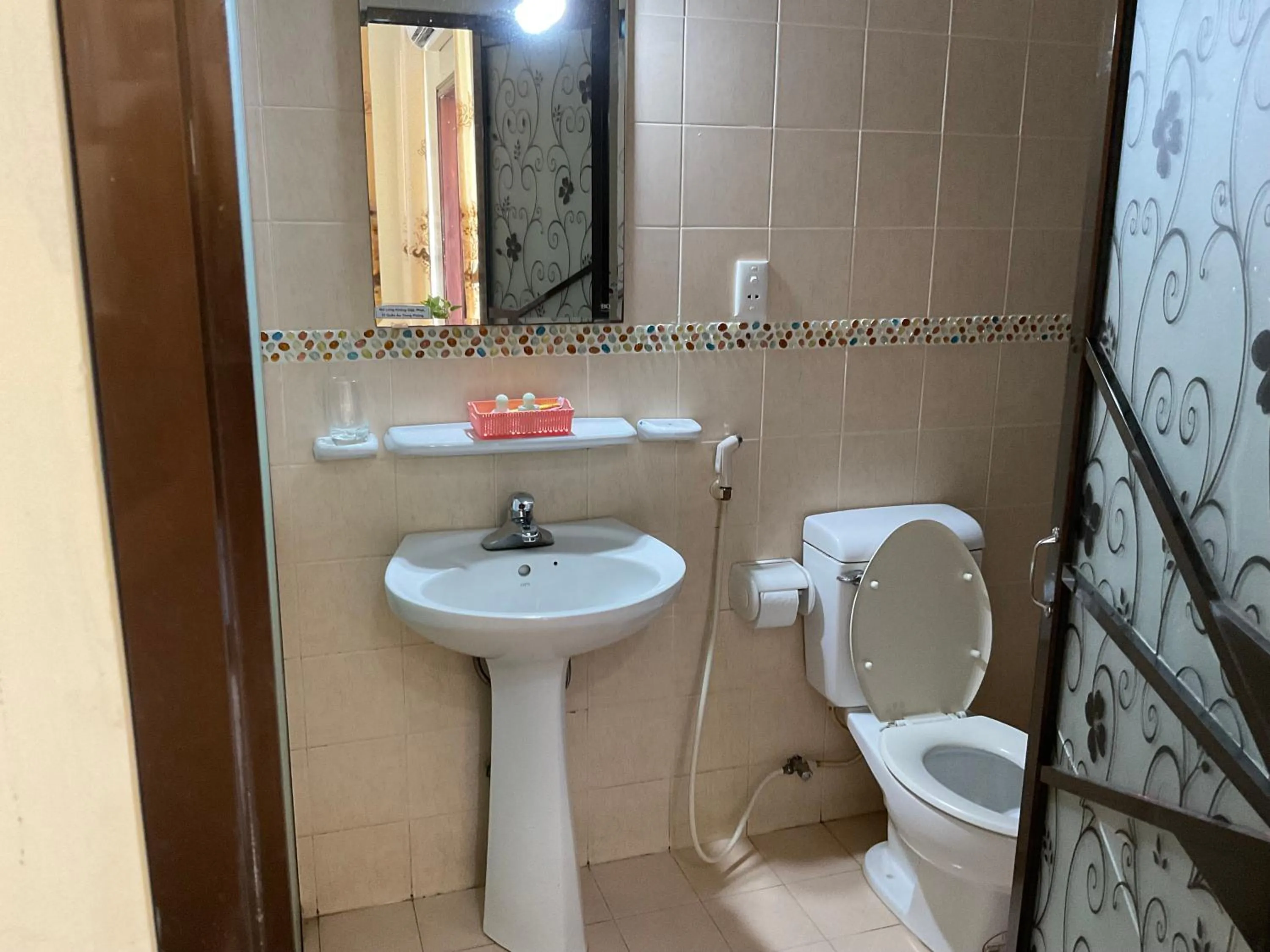 Khách sạn Minh Châu - Hòa Hưng