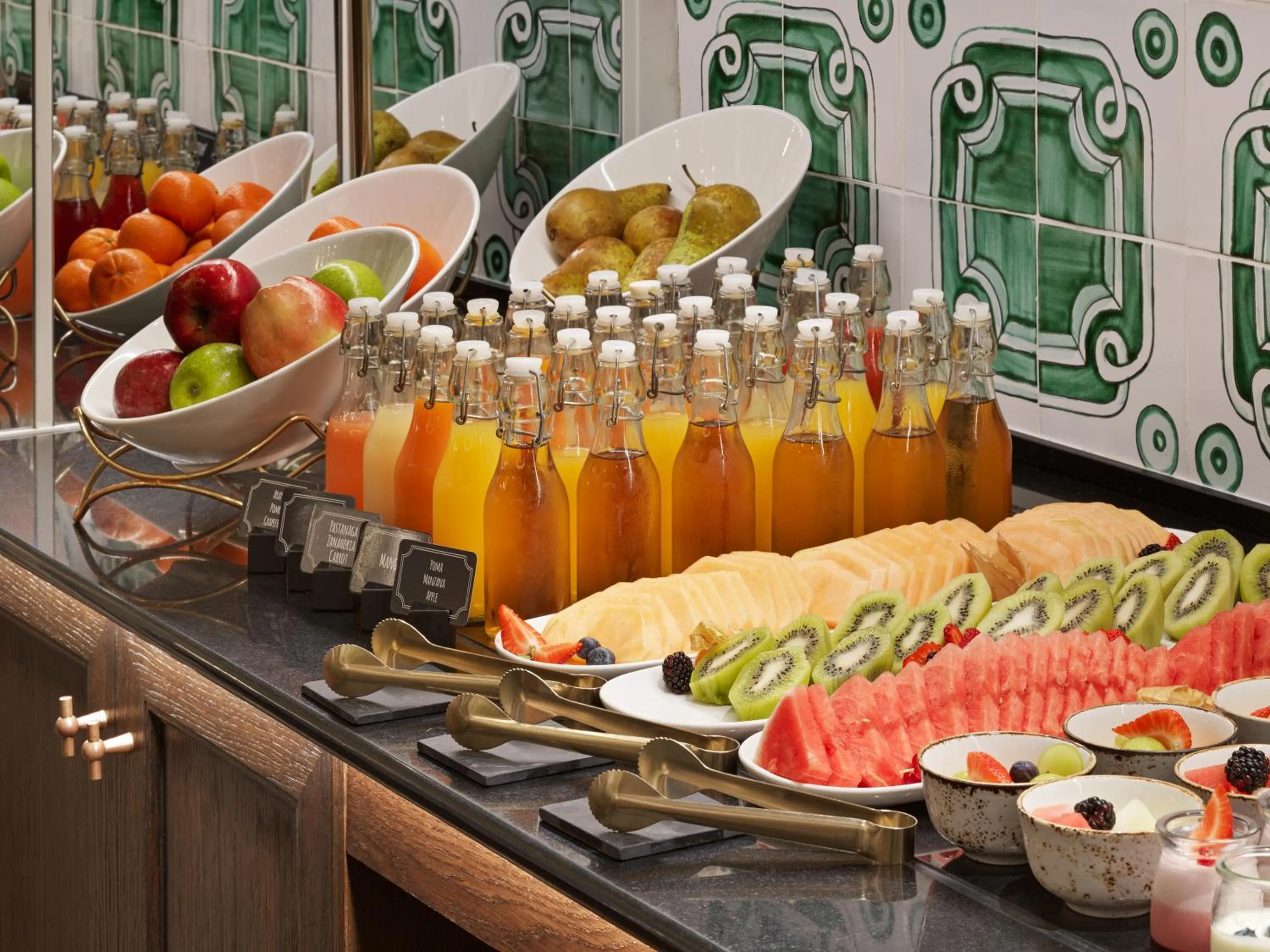 Buffet breakfast in H10 Madison 4* Sup