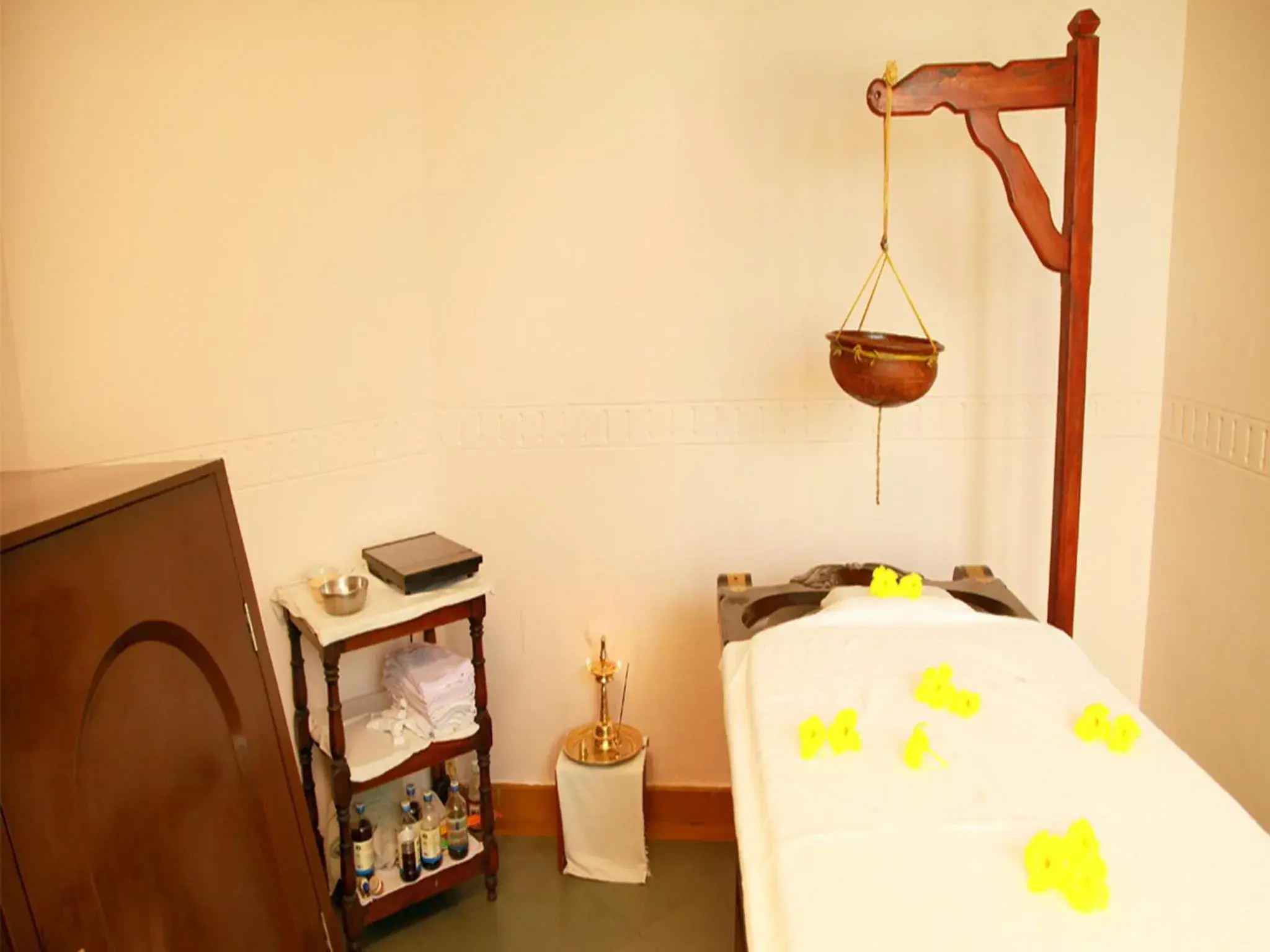 Spa and wellness centre/facilities, Bed in Abad Whispering Palms Spa and wellness centre/facilities, Bed in Abad Whispering Palms