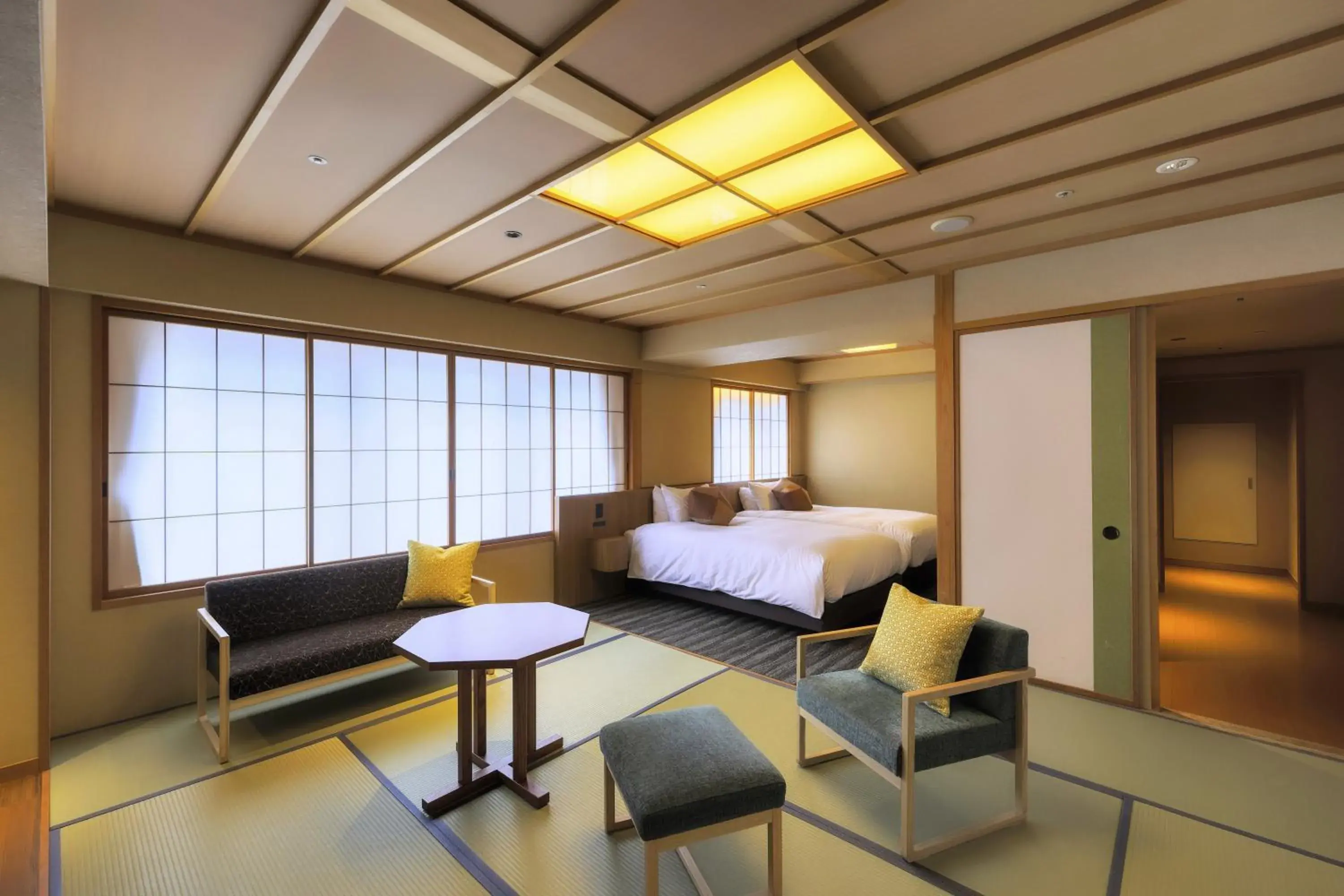 Living room, Bed in Hida Takayama Onsen Hida Hotel Plaza Living room, Bed in Hida Takayama Onsen Hida Hotel Plaza