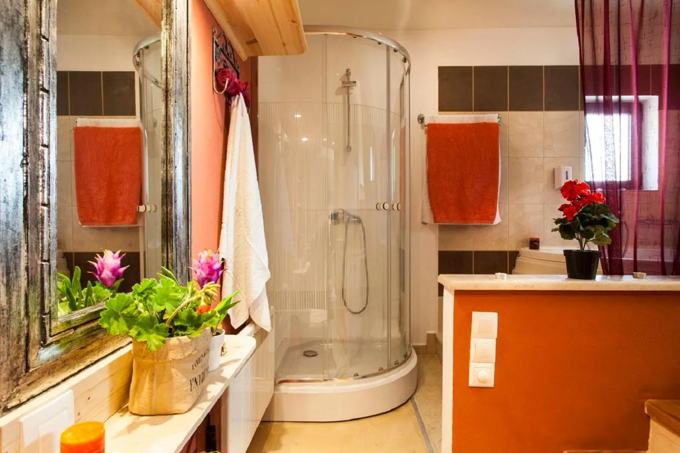 Shower in Estate Kares