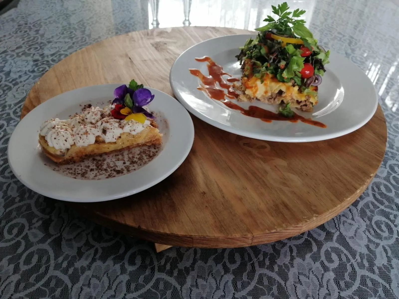 Food and drinks in Diamond Rose Guest House