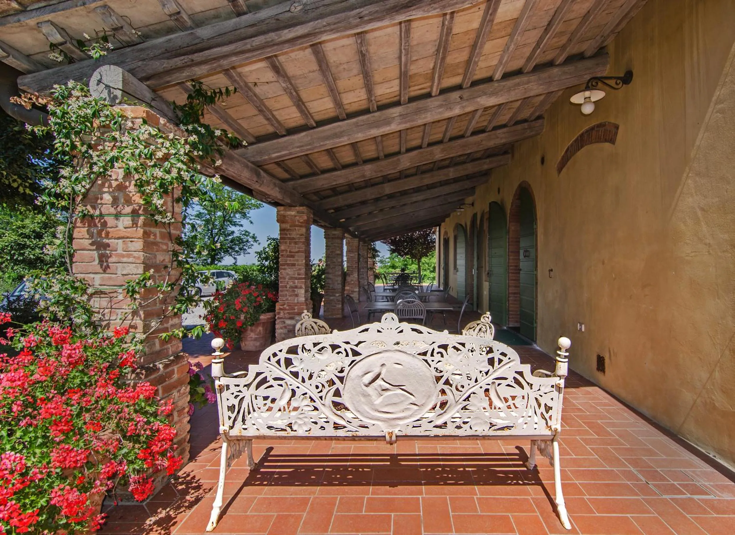 Patio in Agriturismo Valliferone