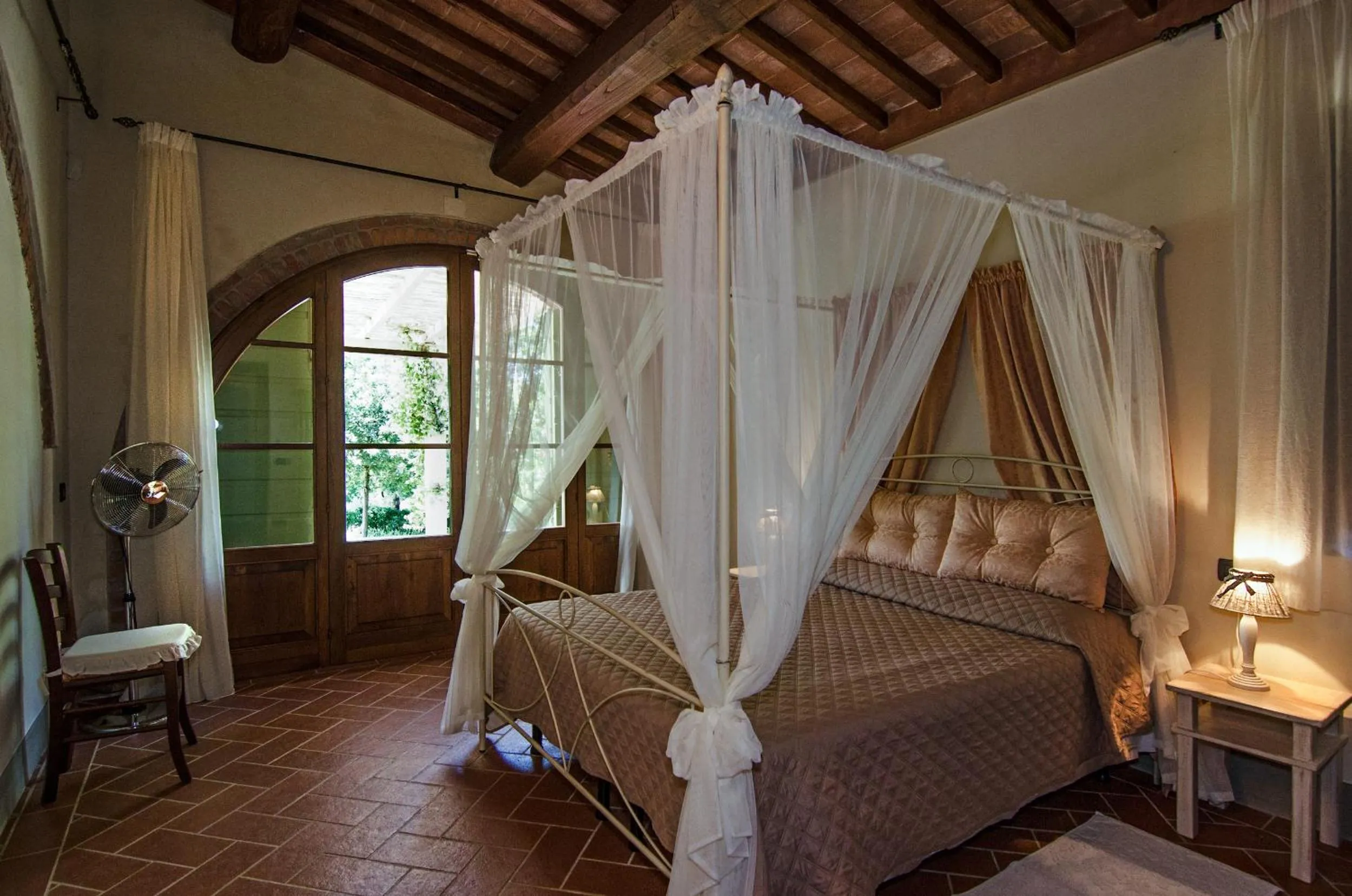 Bedroom, Bed in Agriturismo Valliferone