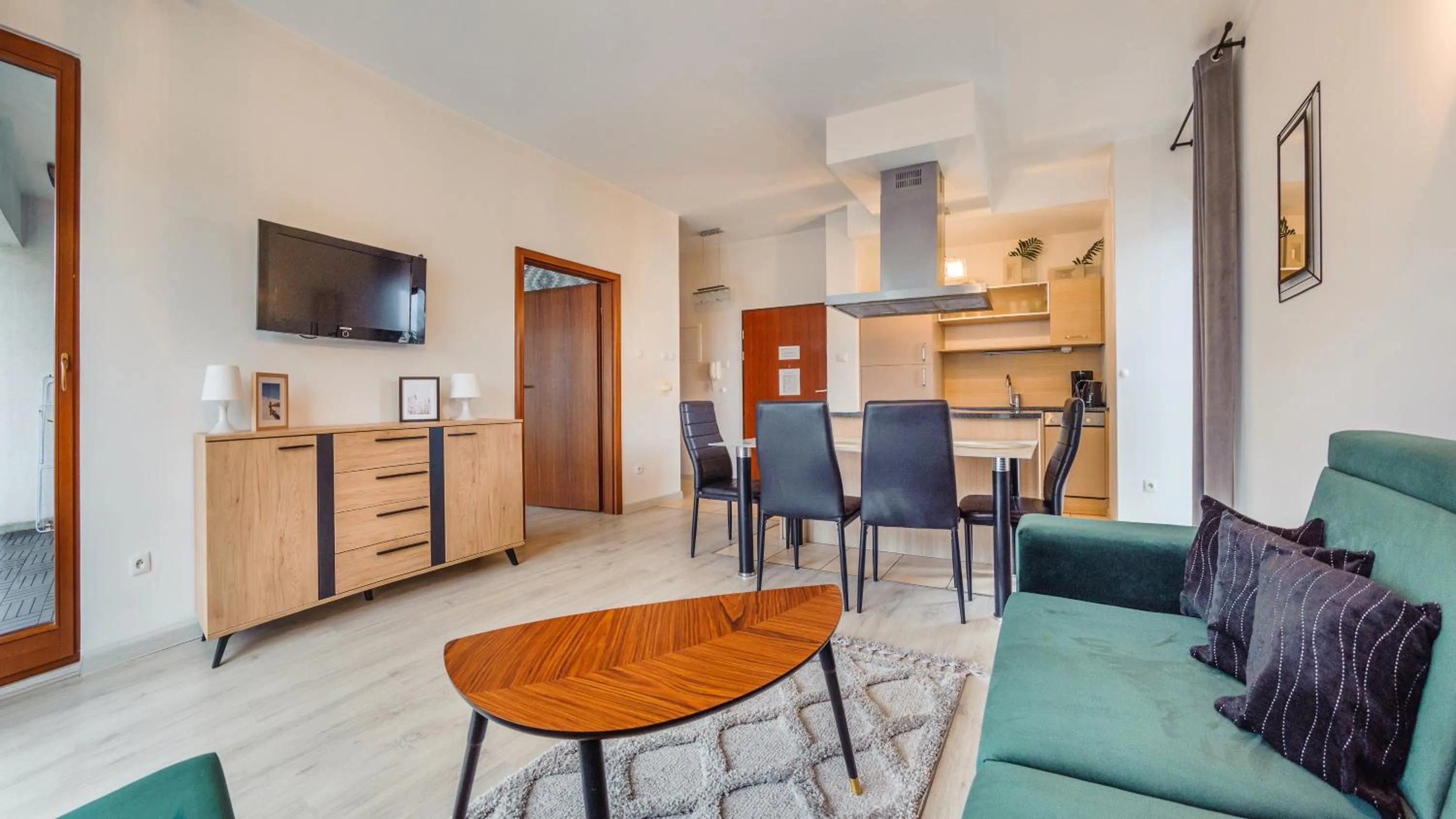 Kitchen or kitchenette in Plaża I, Sun & Snow