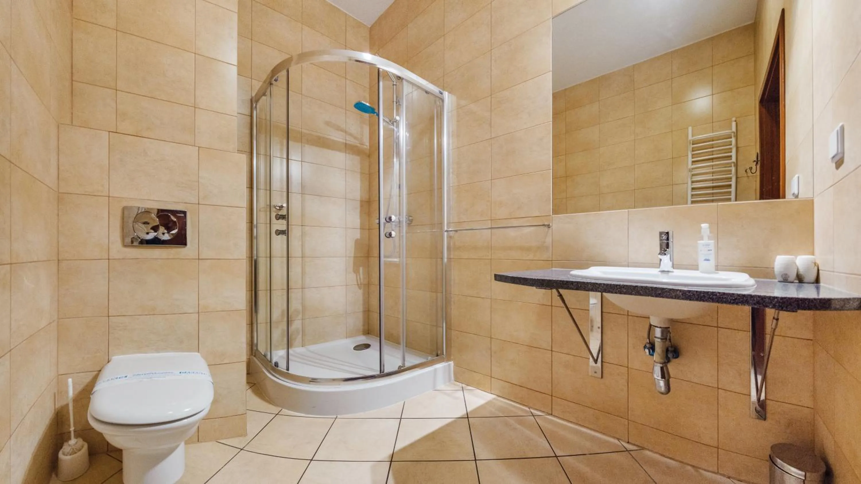 Bathroom in Plaża I, Sun & Snow