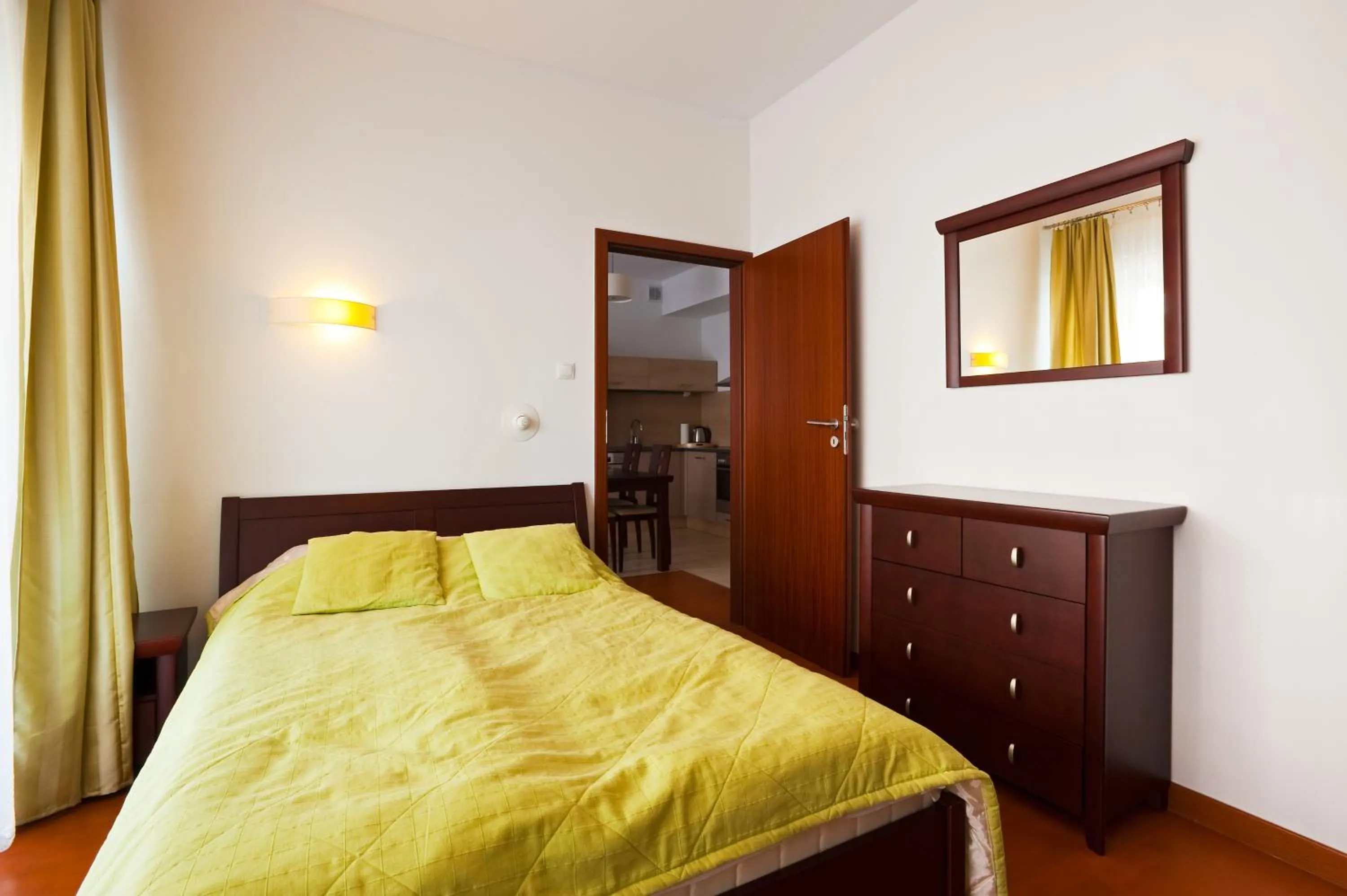 Bedroom, Bed in Plaża I, Sun & Snow