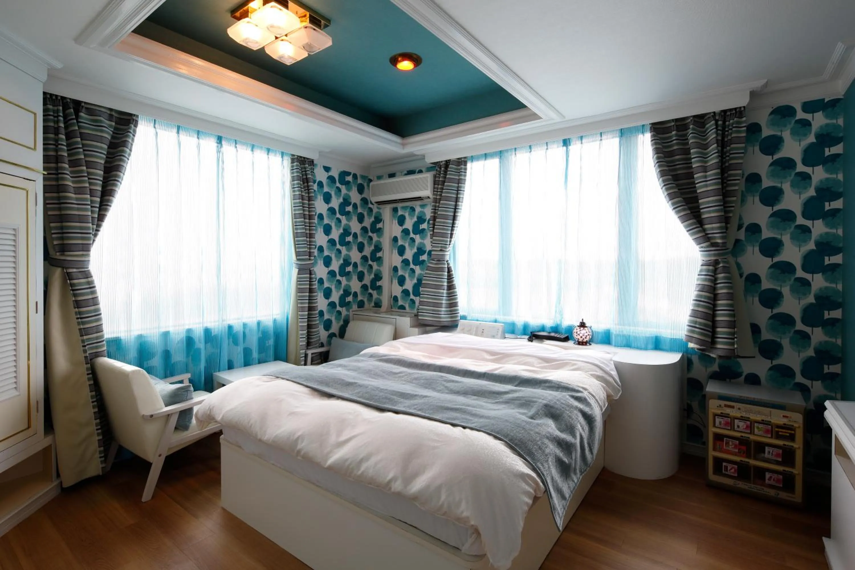 Bed in Hotel Sunset (Adult Only)