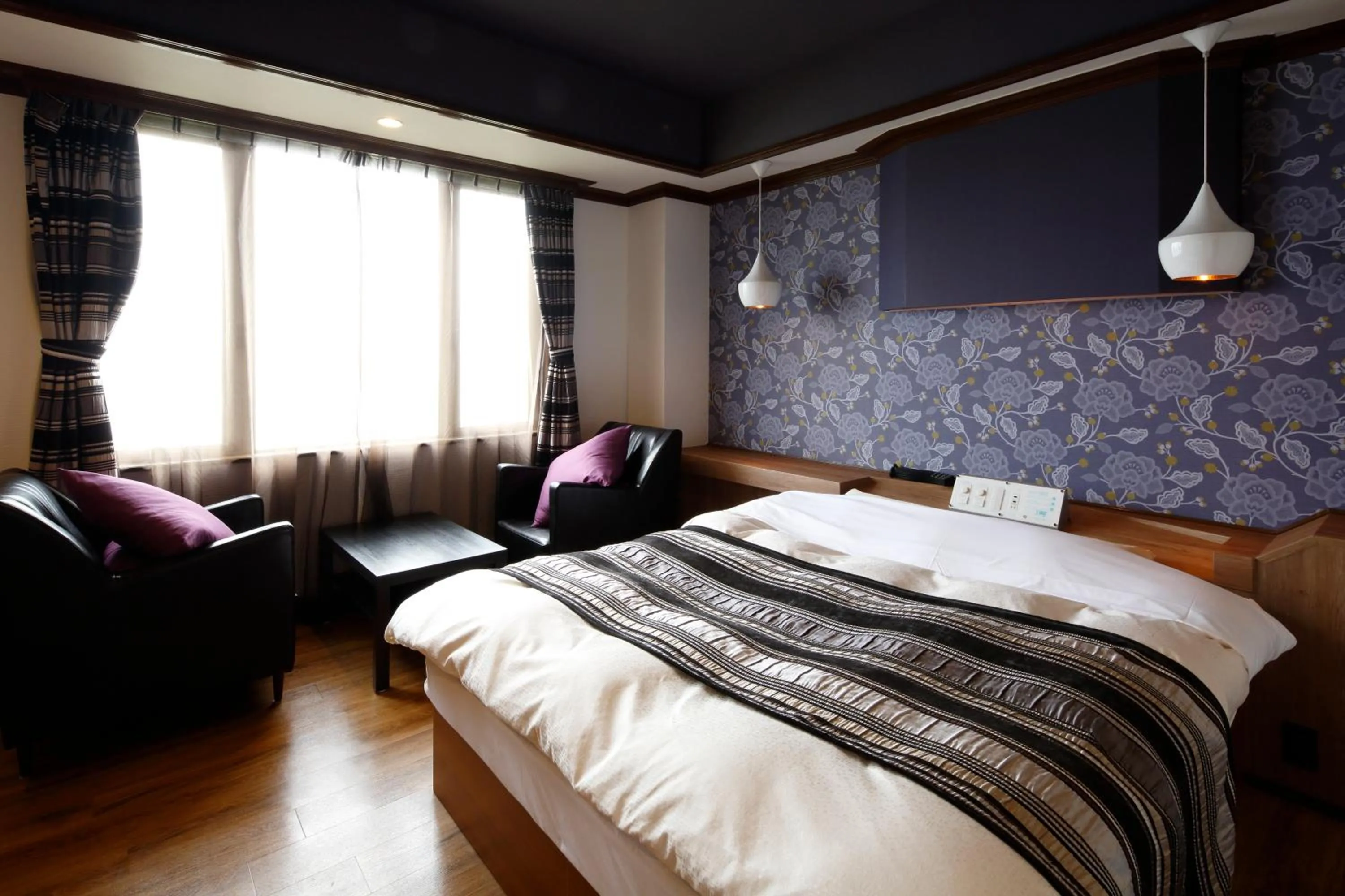 Bed in Hotel Sunset (Adult Only)