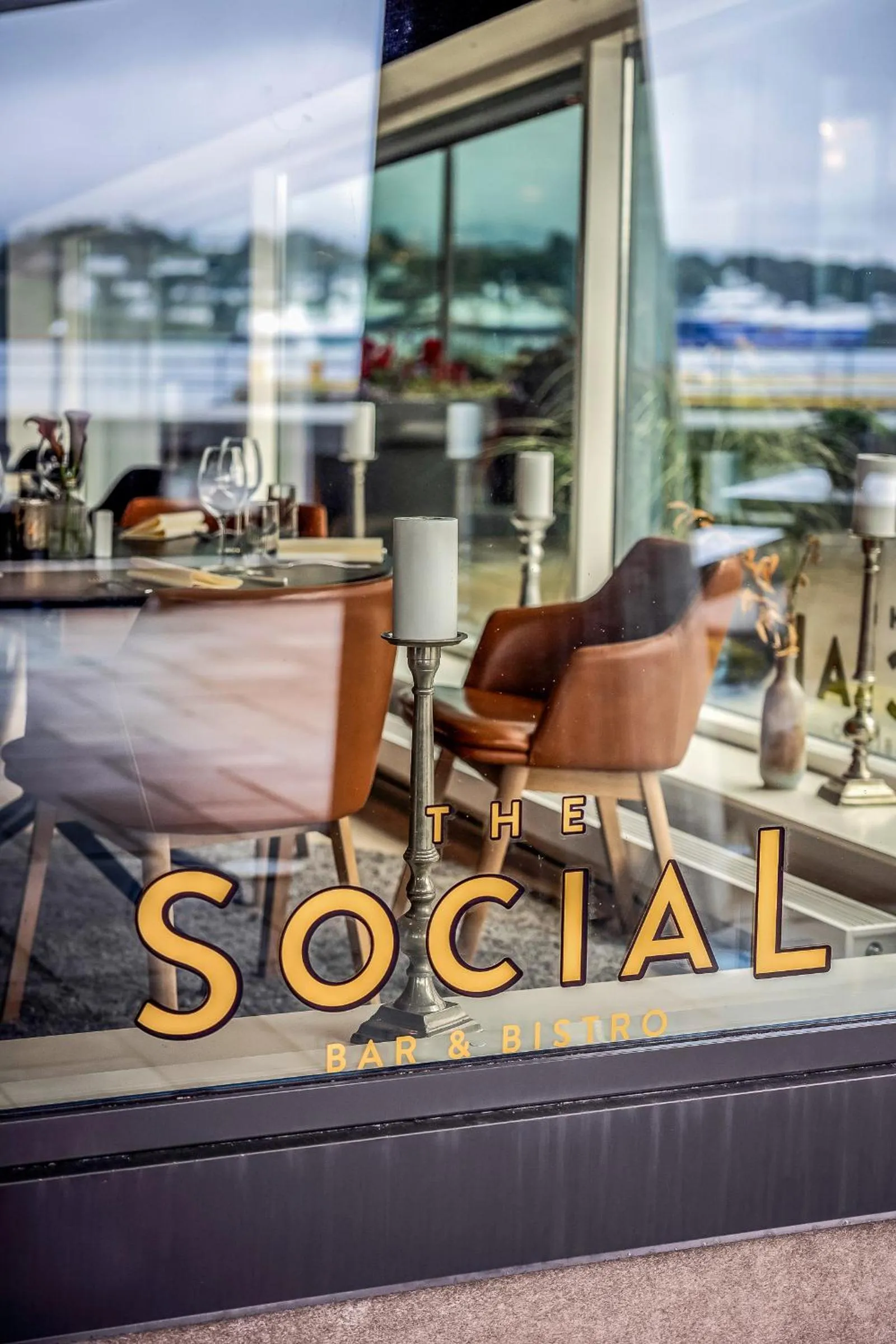 Restaurant/places to eat in Quality Hotel Waterfront