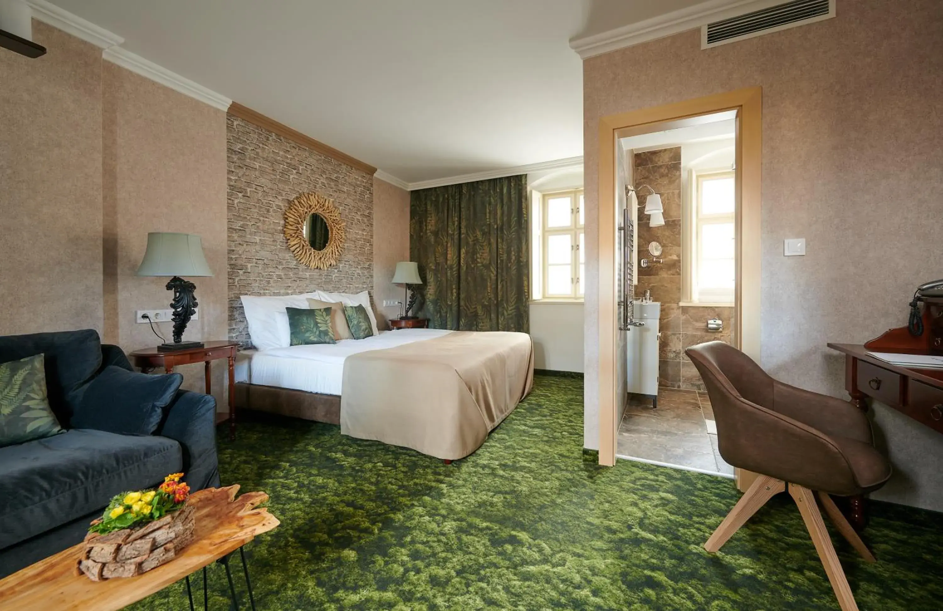 Superior Queen Room - single occupancy in Platan Udvarhaz Superior Queen Room - single occupancy in Platan Udvarhaz