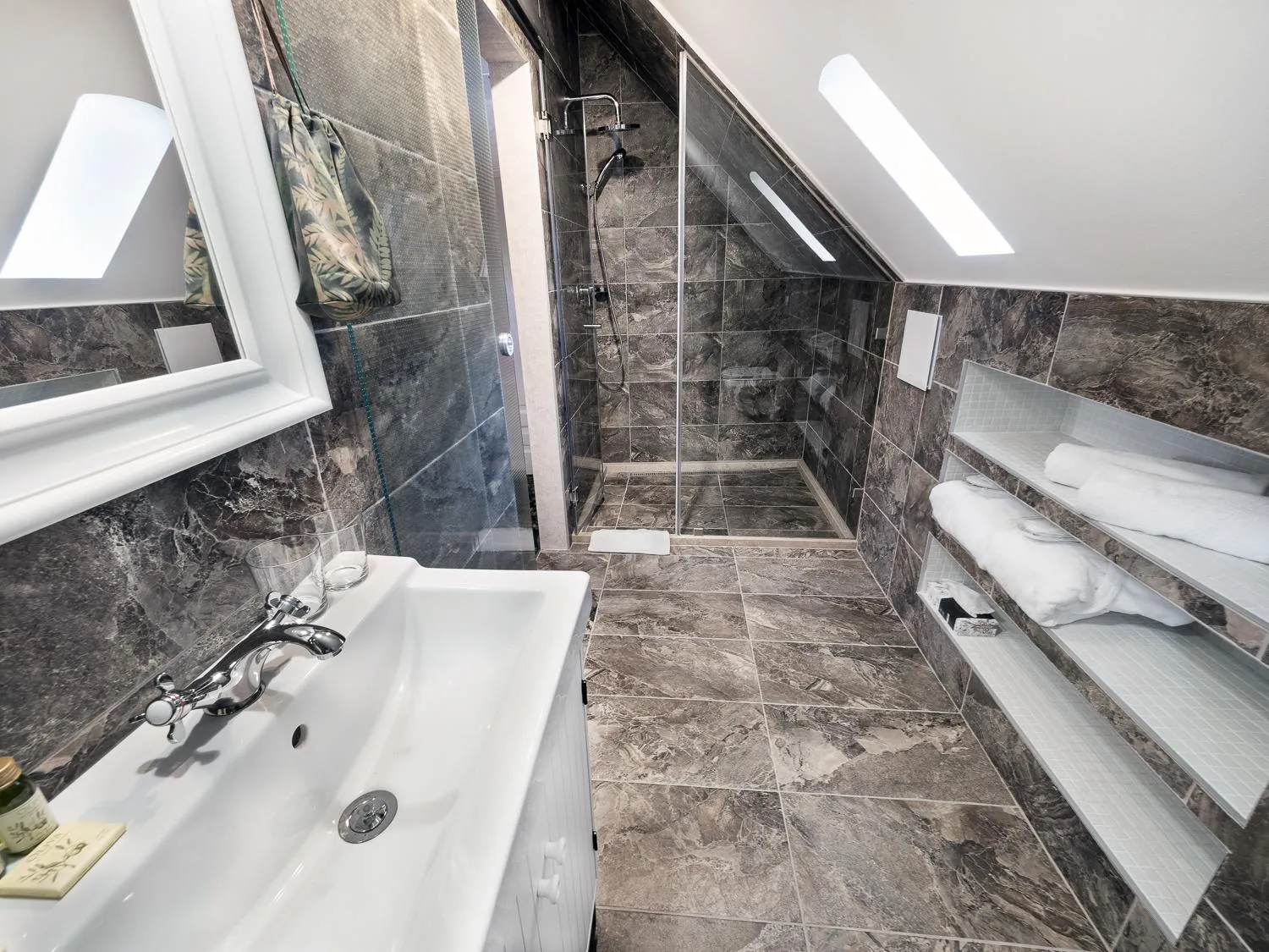 Shower in Platan Udvarhaz