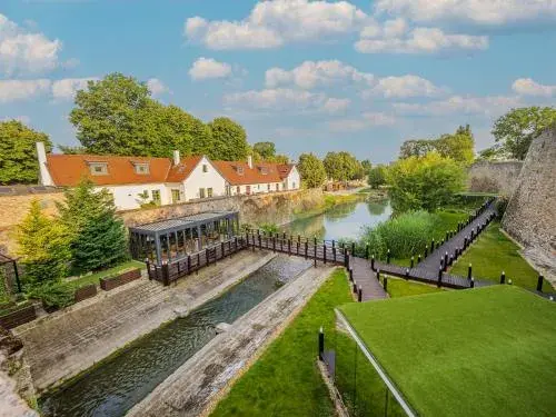 Platan Udvarhaz Platan Udvarhaz