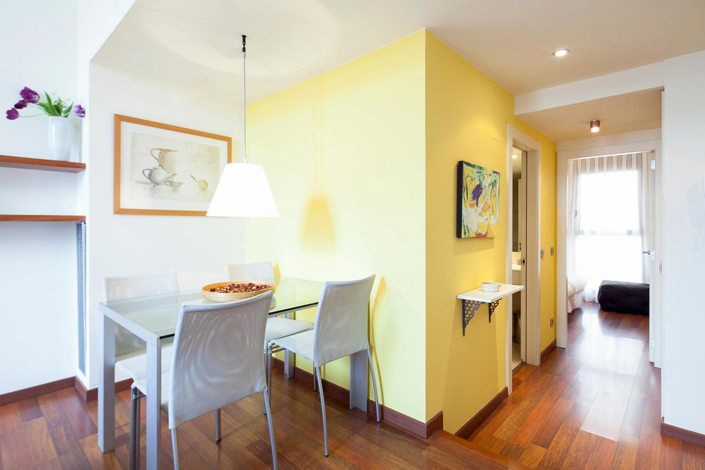 Dining area in Inside Barcelona Apartments Mercat