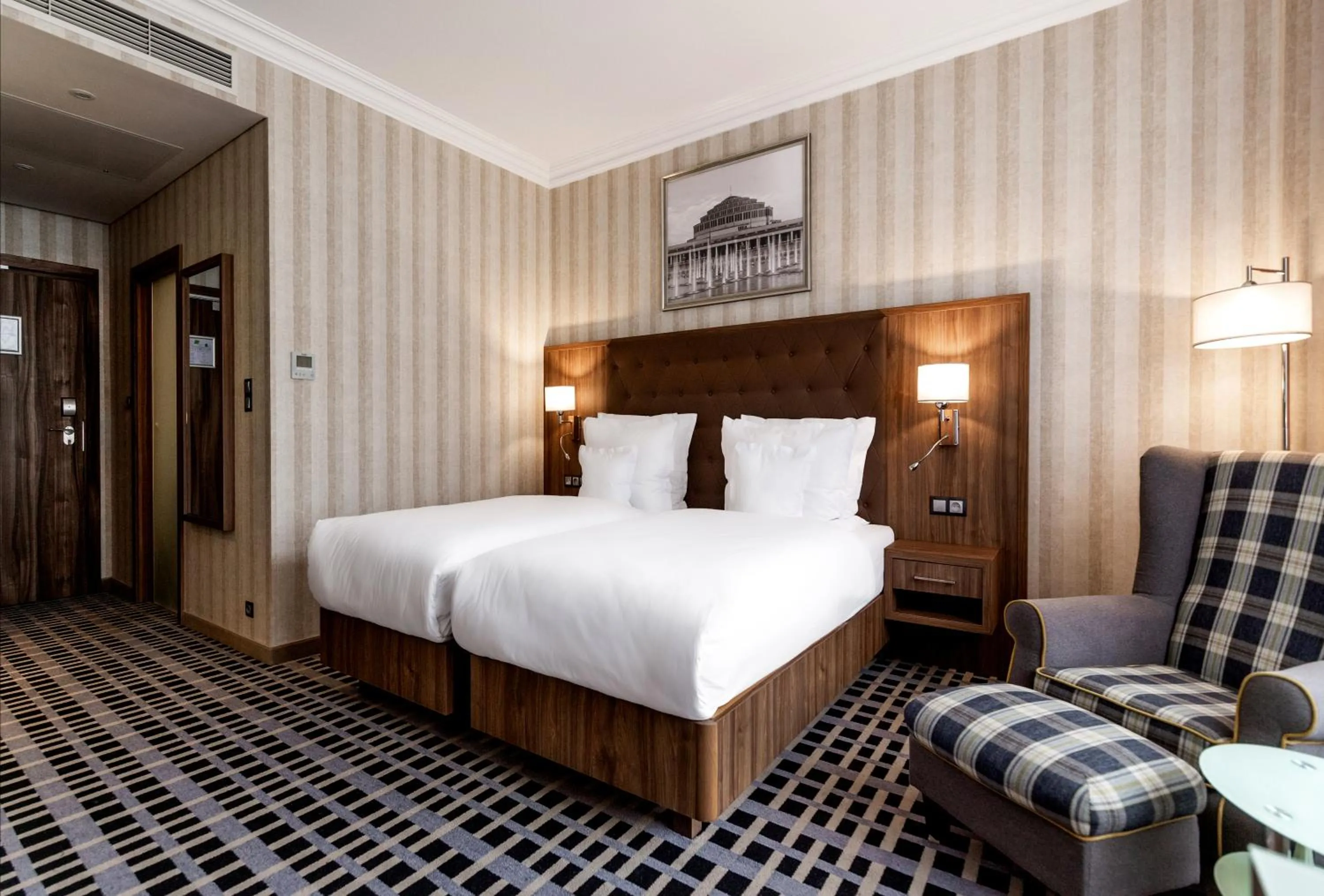 Bed in Hotel Grand City Wrocław