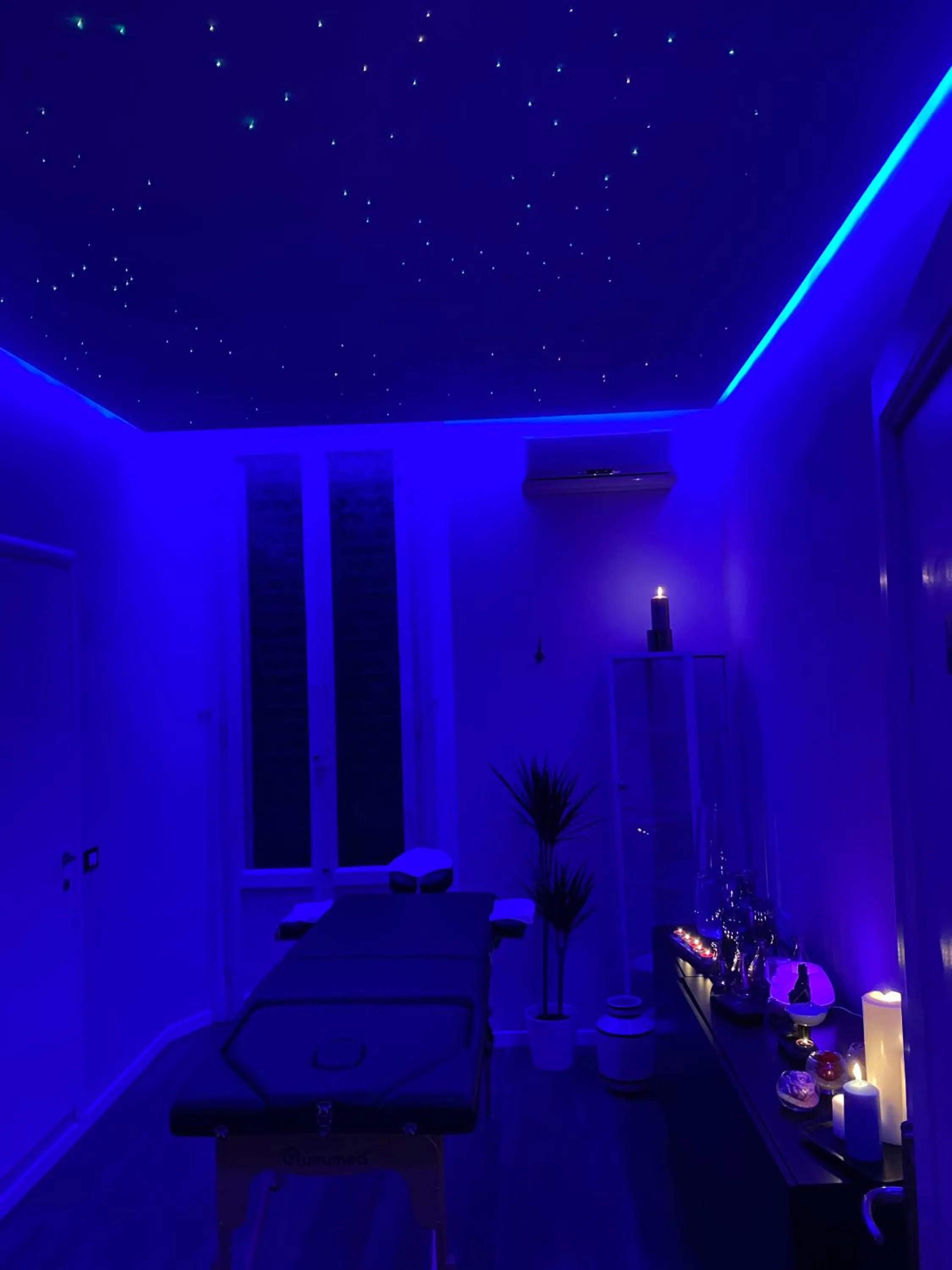 Massage, Bed in Relais Stibbert Florence