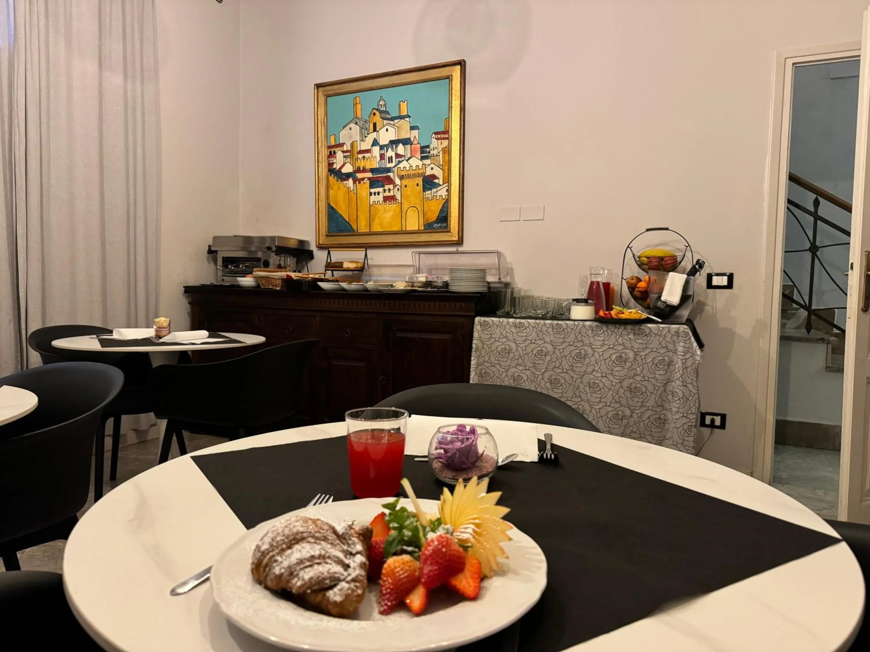 Food and drinks in Relais Stibbert Florence