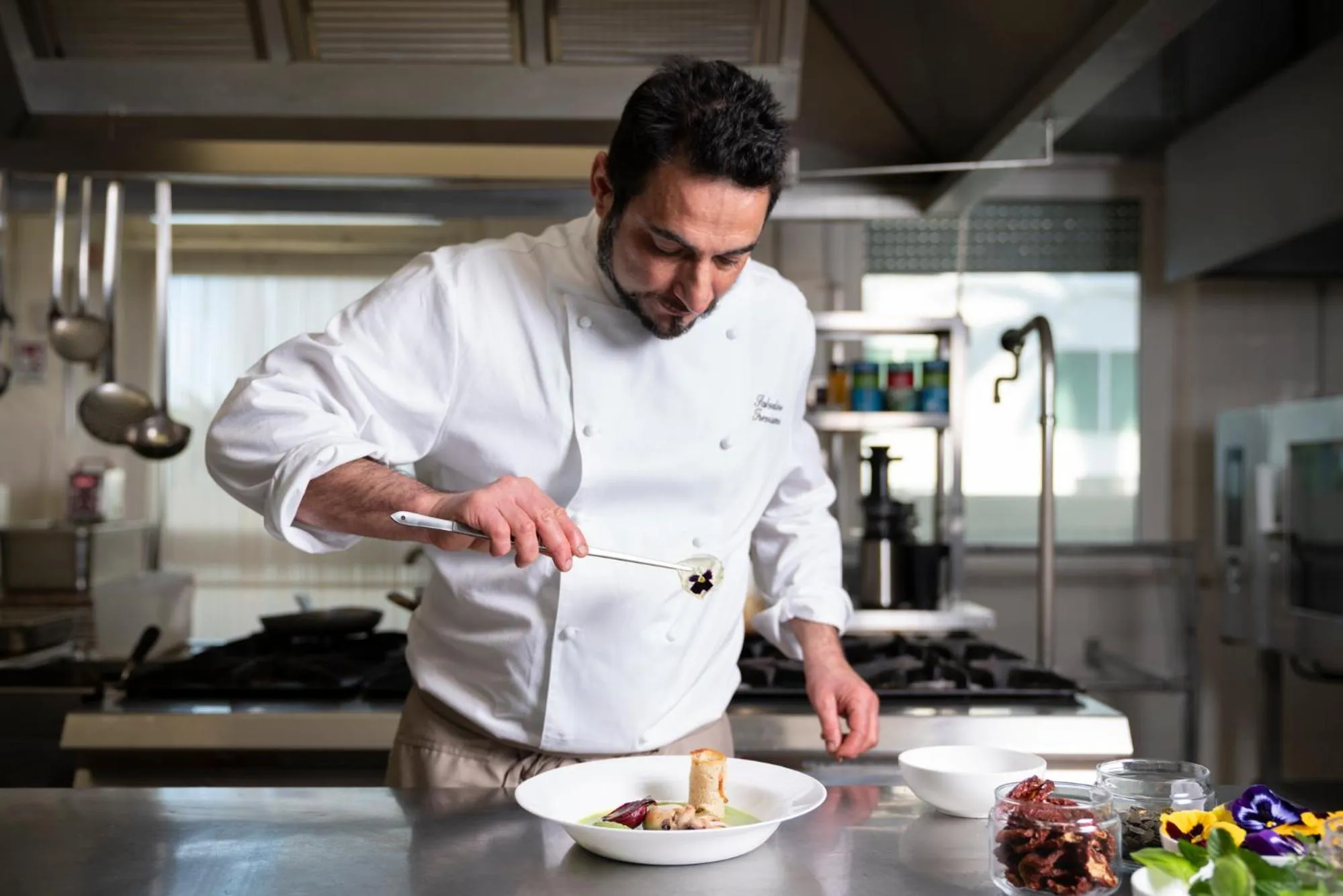 Kitchen or kitchenette in Hotel Bernard