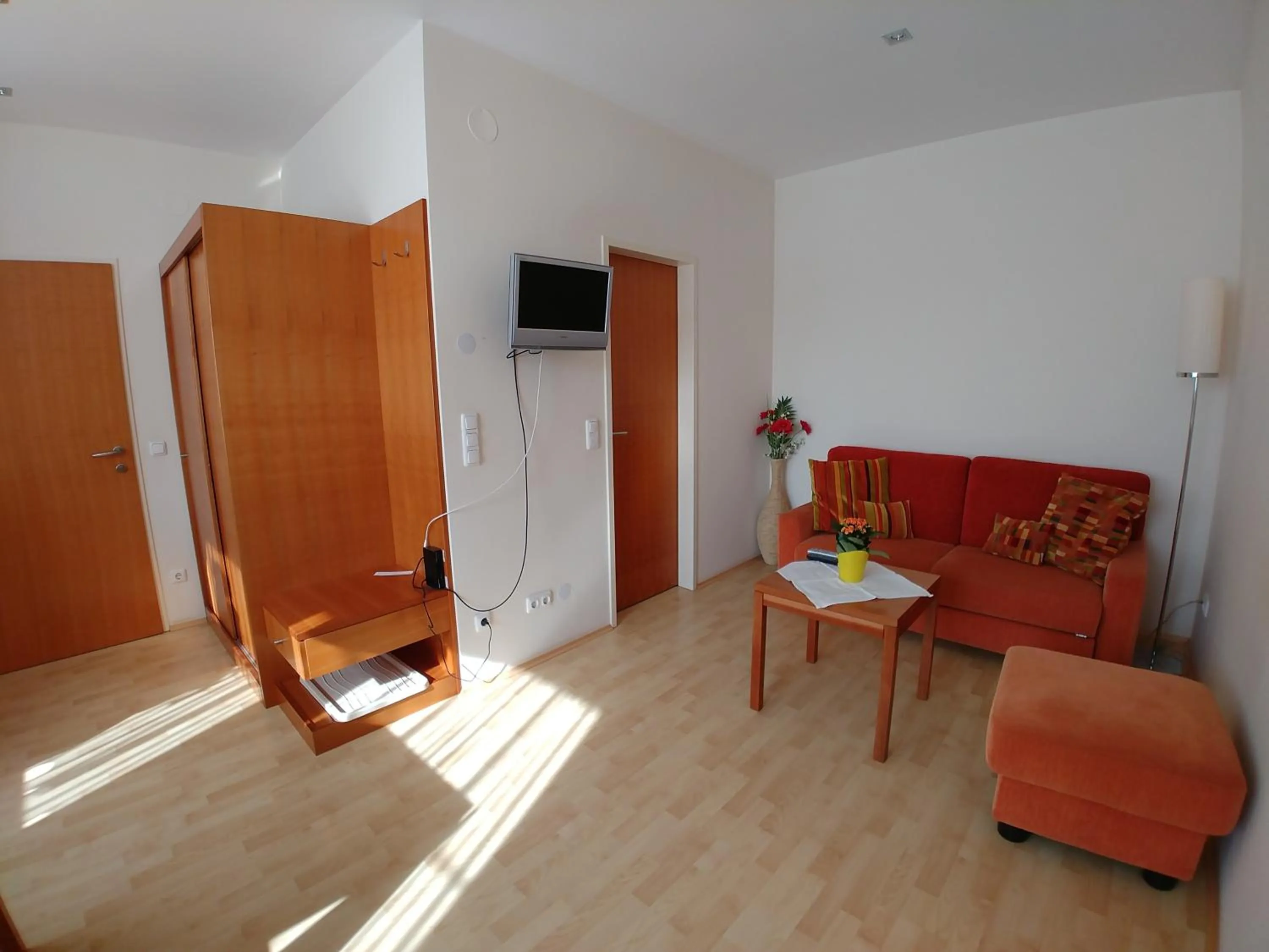 Double Room - single occupancy in Lei's WOK