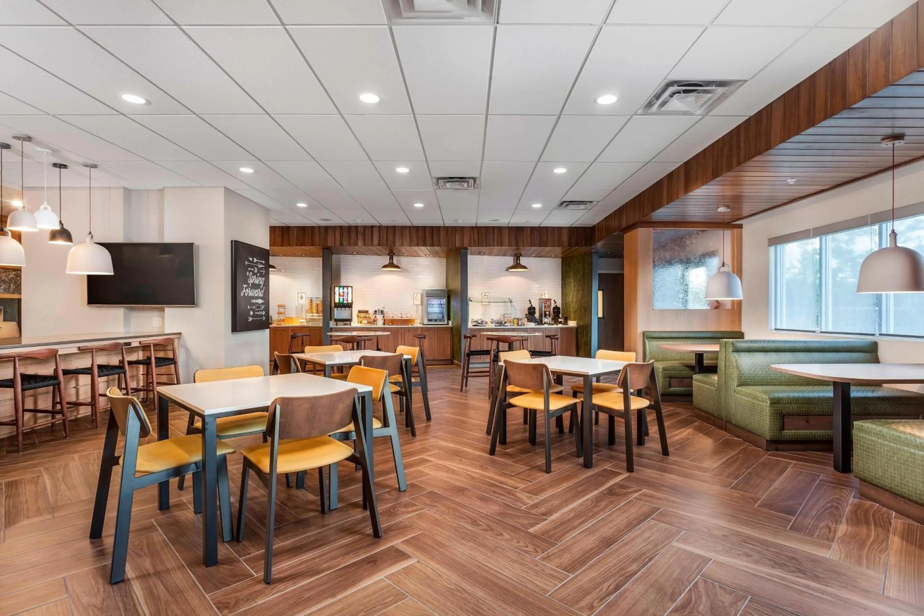 Restaurant/places to eat in Fairfield Inn & Suites by Marriott Lebanon