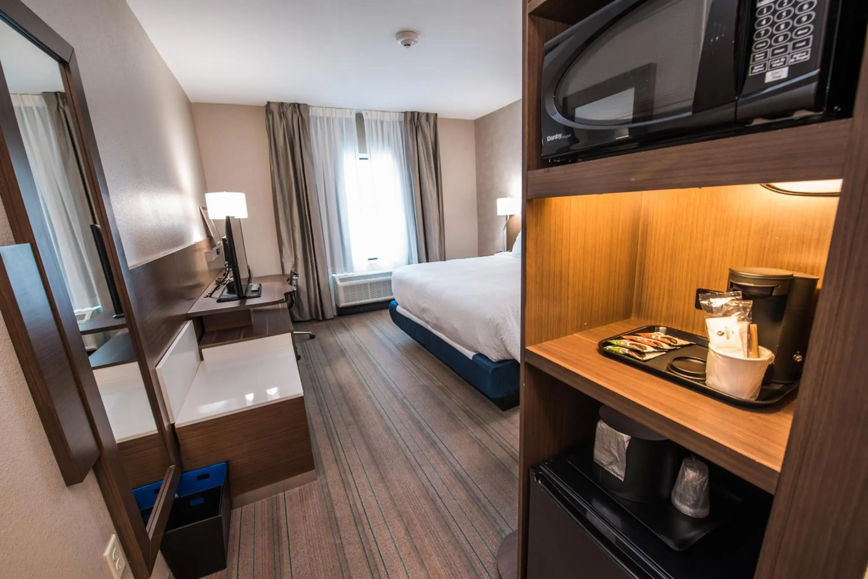 King Room in Fairfield Inn & Suites by Marriott Huntsville King Room in Fairfield Inn & Suites by Marriott Huntsville