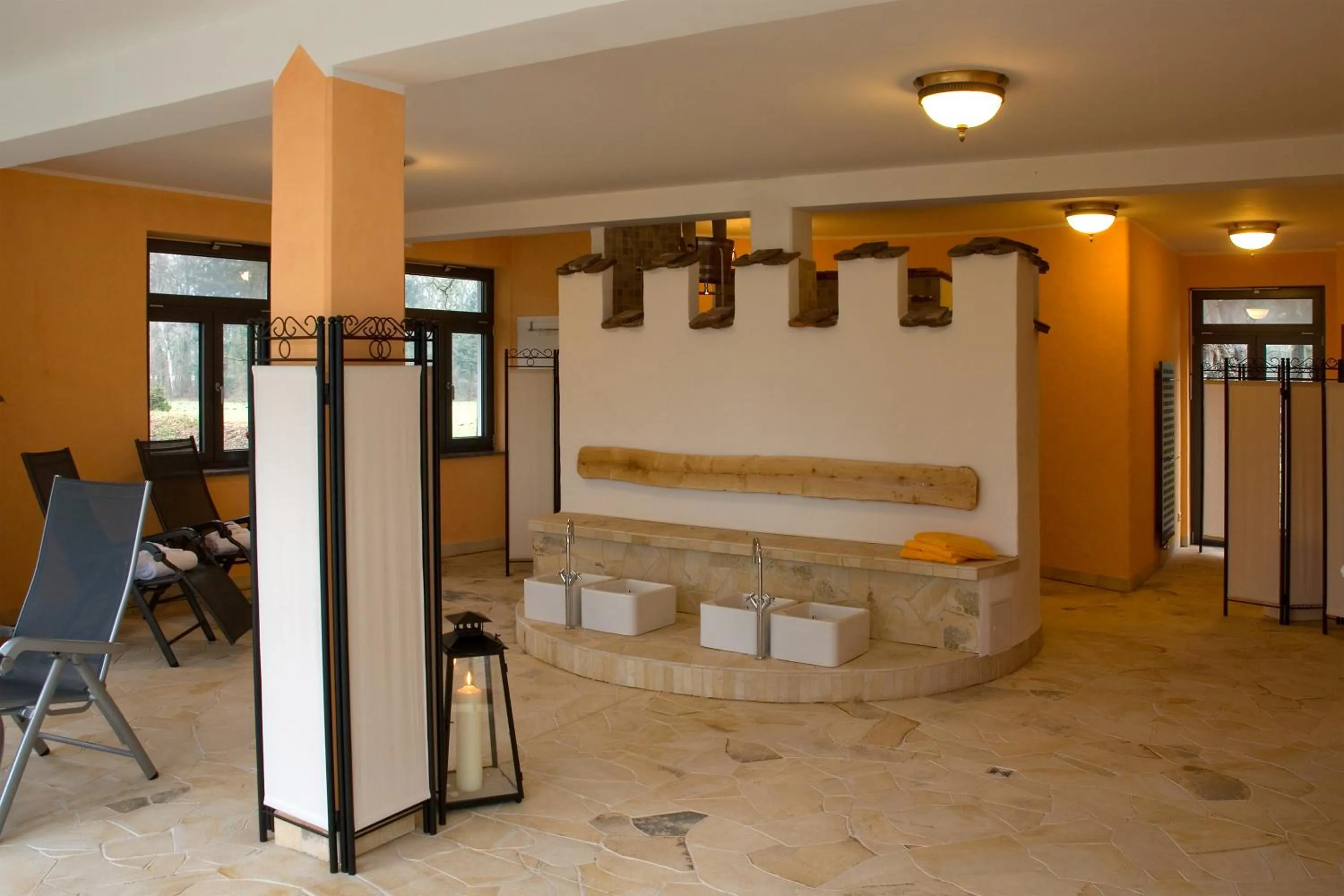 Spa and wellness centre/facilities in Hotel Wasserschloss Mellenthin